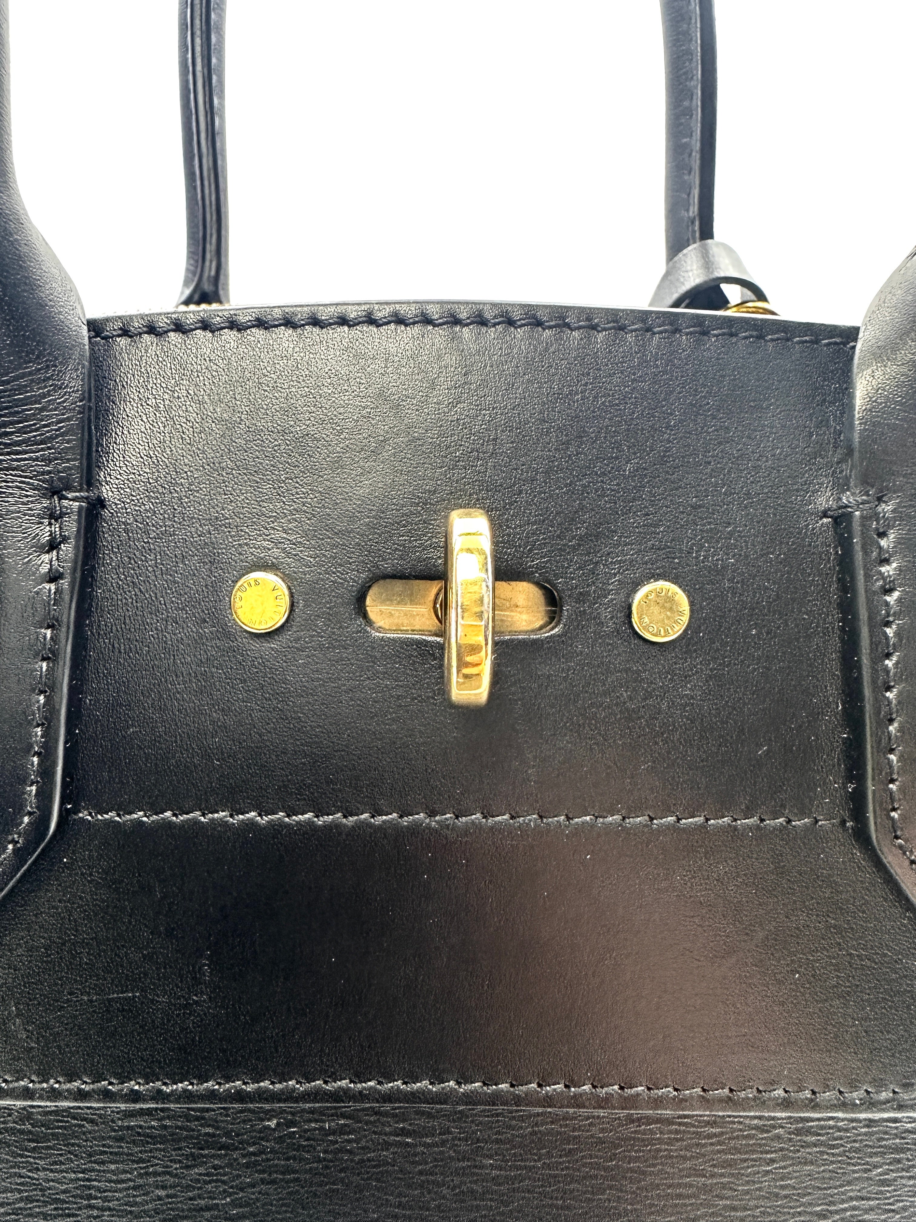 Louis Vuitton City Steamer Black Grained Leather Handle Bag LV2846