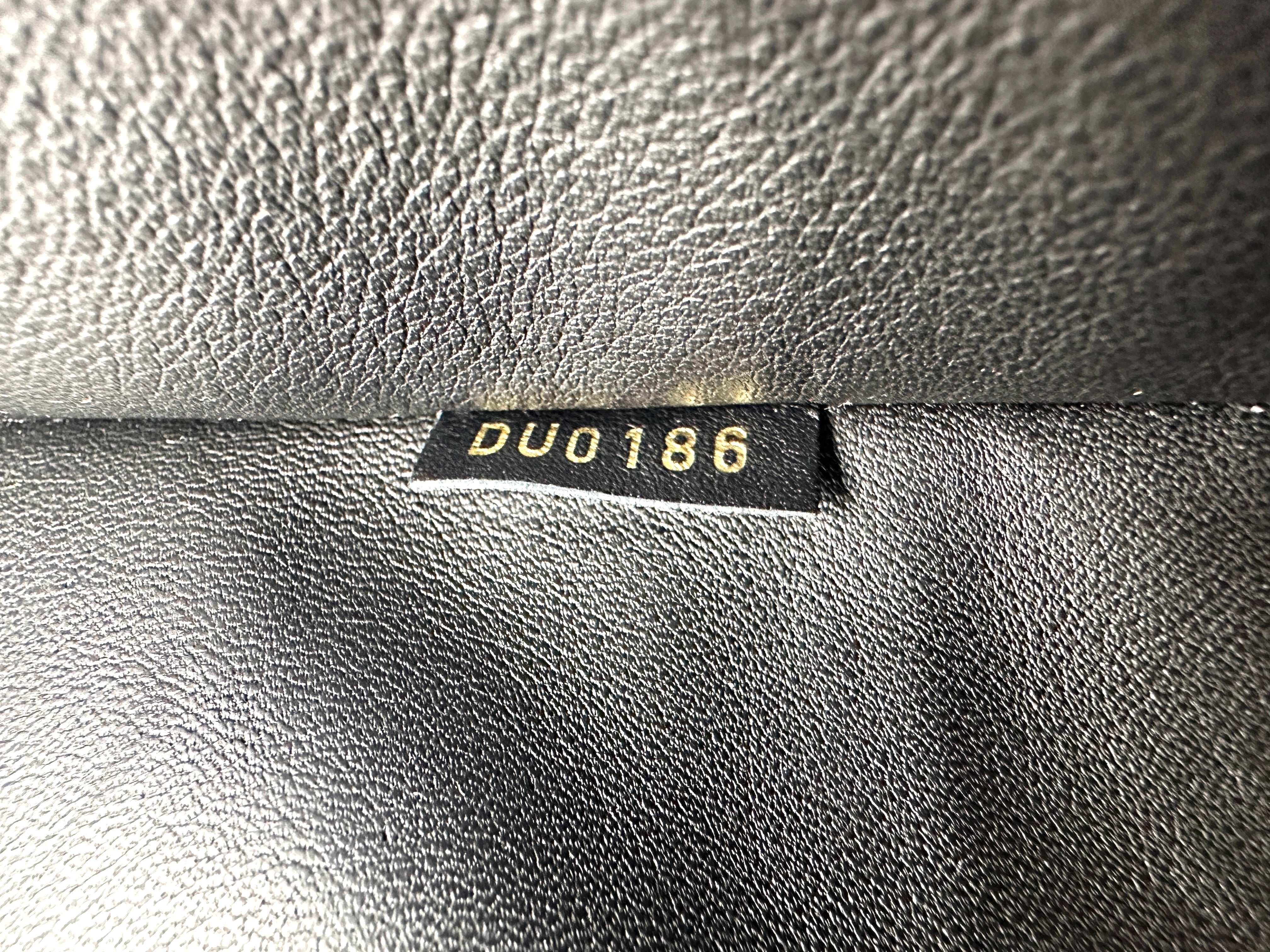 Louis Vuitton City Steamer Black Grained Leather Handle Bag LV2846