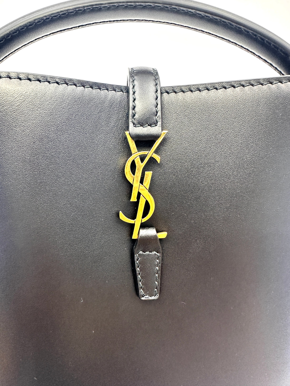 Saint Laurent Black Leather Bucket Bag SL241