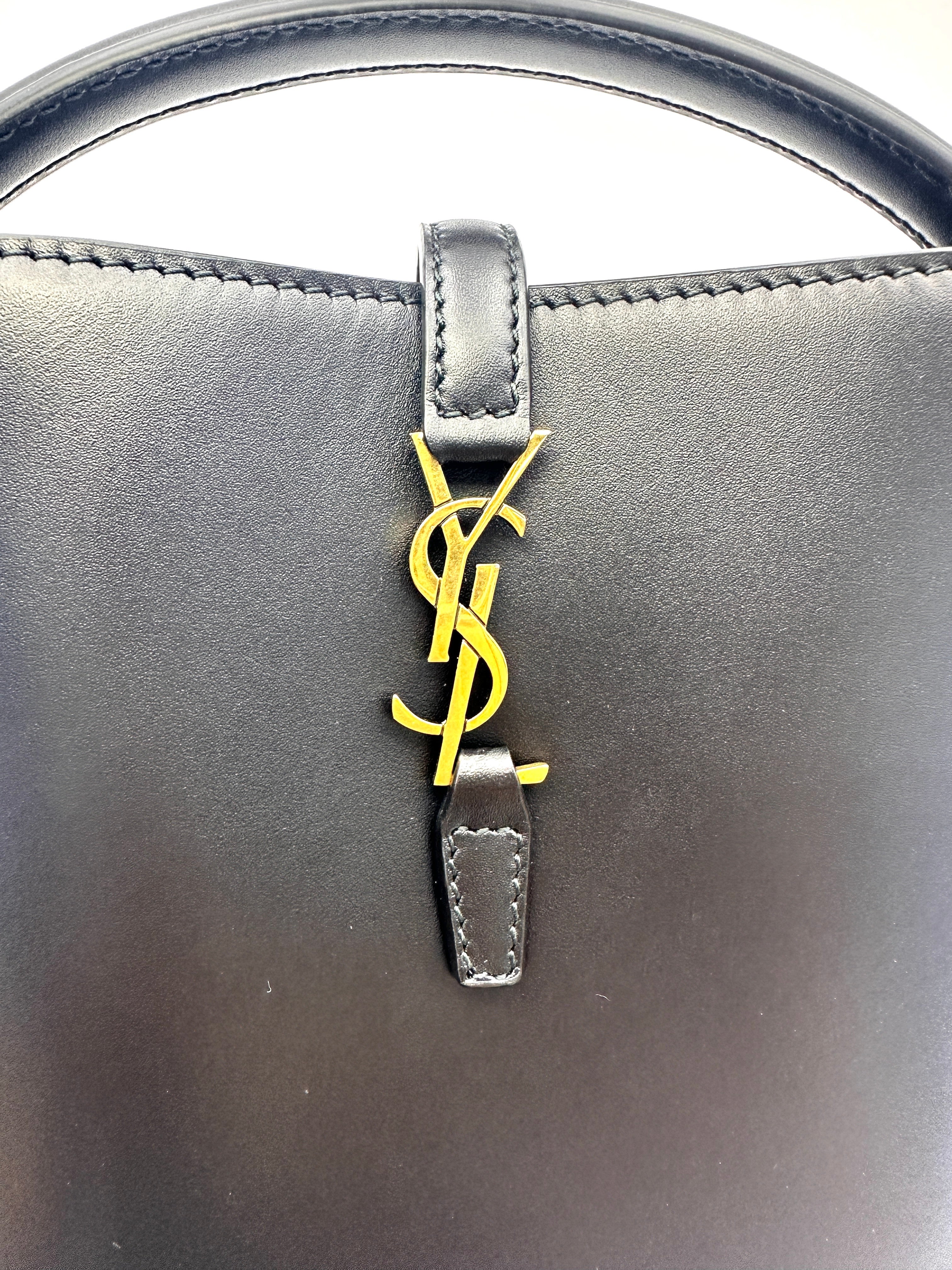 Saint Laurent Black Leather Bucket Bag SLD