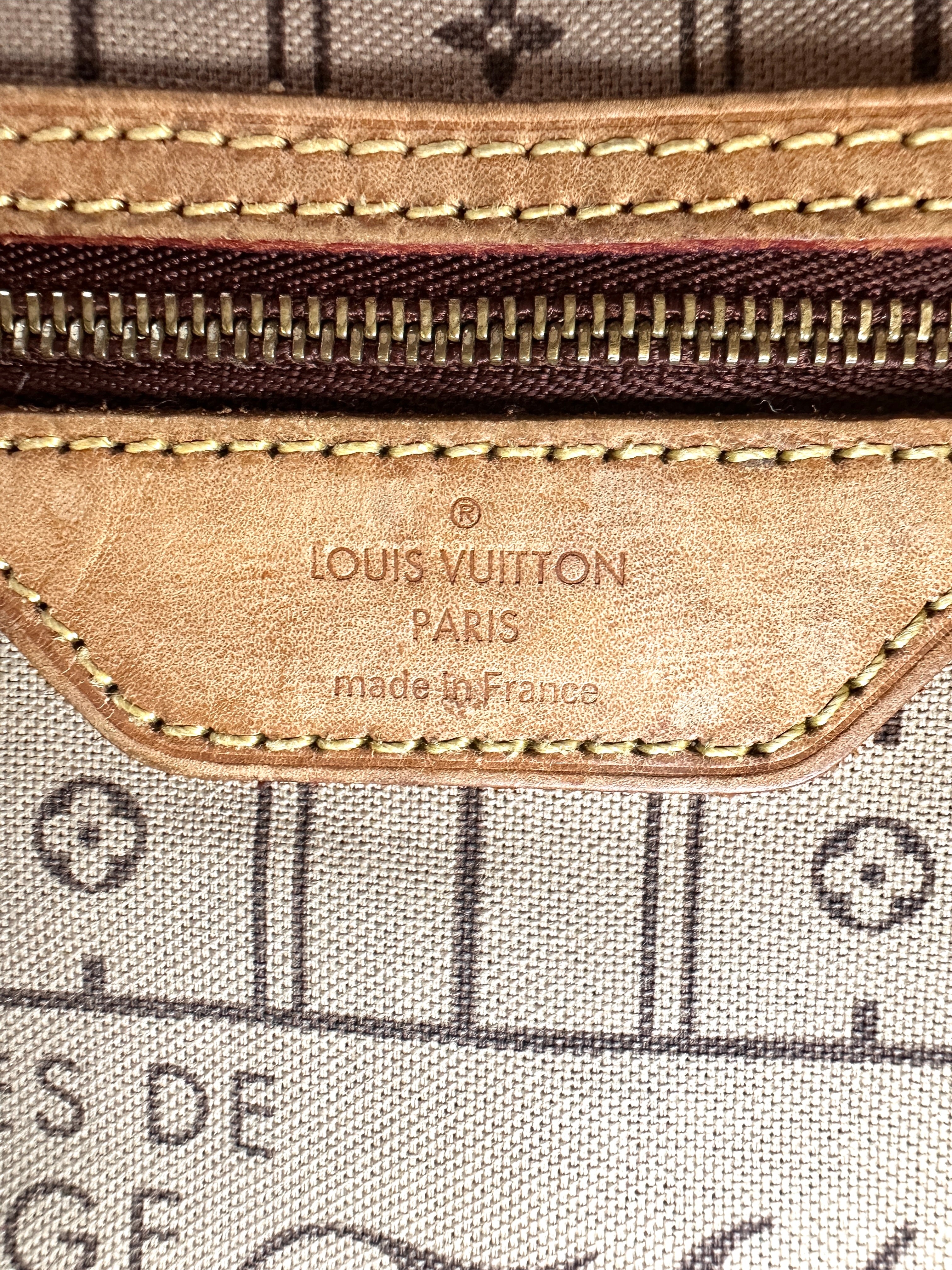 Louis Vuitton Neverfull MM Monogram Canvas Handle Bag LV2849