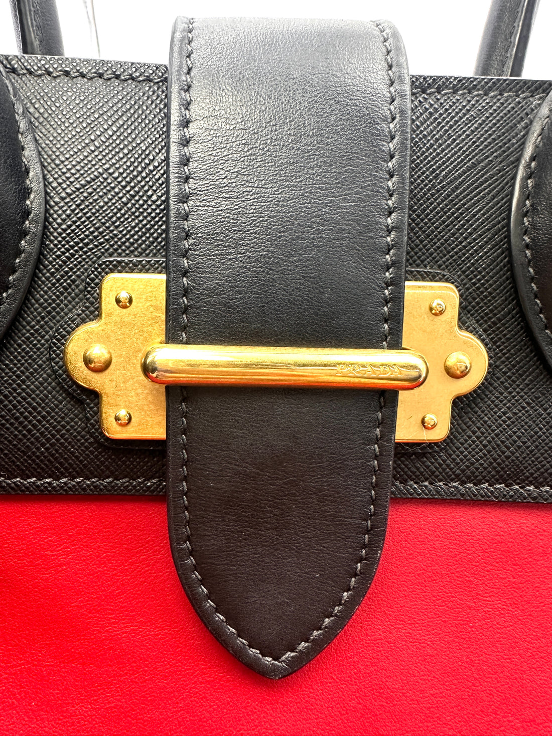 Prada Esplanade Black/Red Saffiano Leather Small Size Handle Bag PR390
