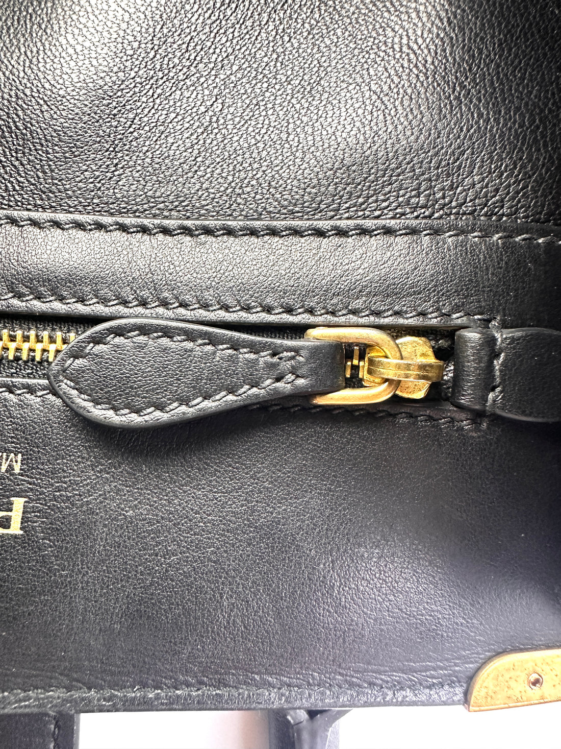 Prada Esplanade Black/Red Saffiano Leather Small Size Handle Bag PR390