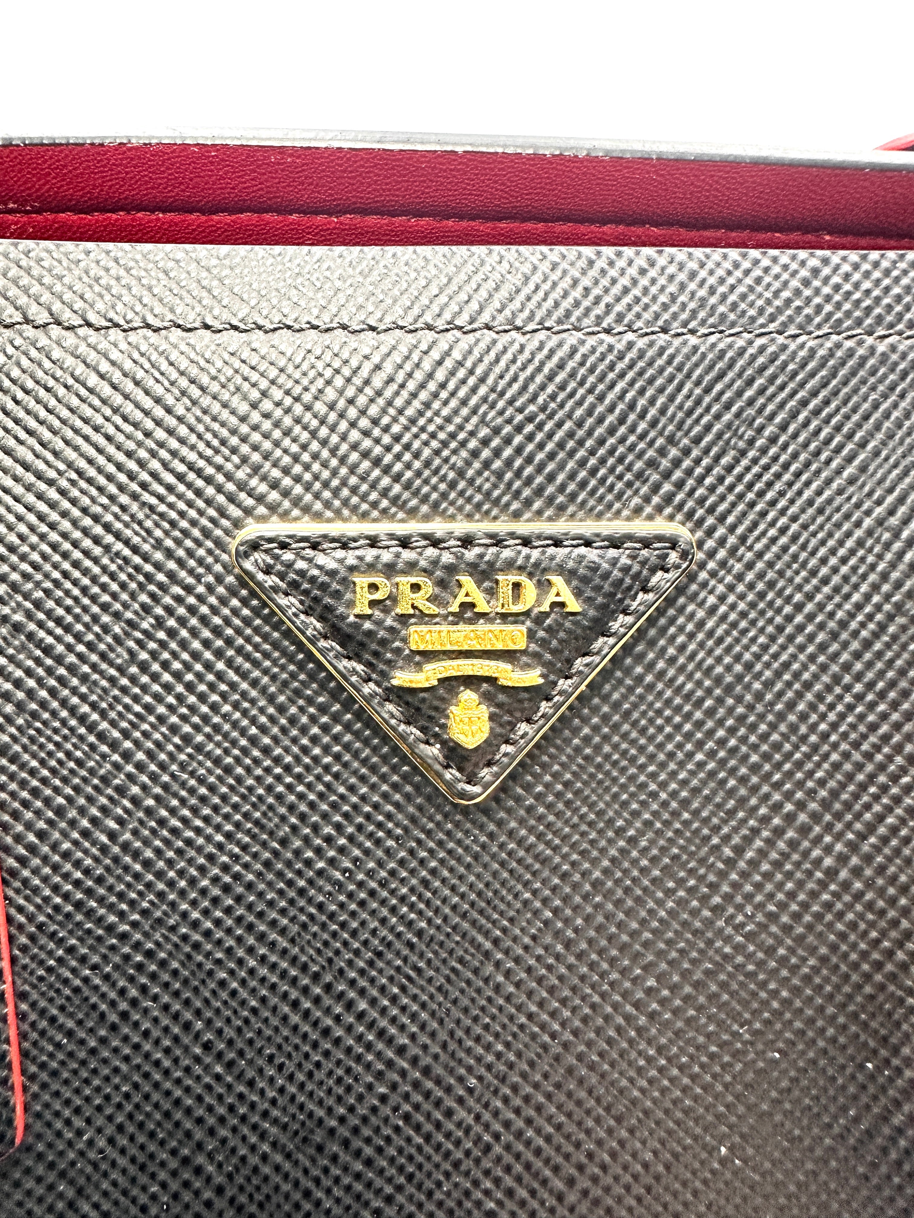 Prada Galleria Black Saffiano Leather Handle Bag PR394