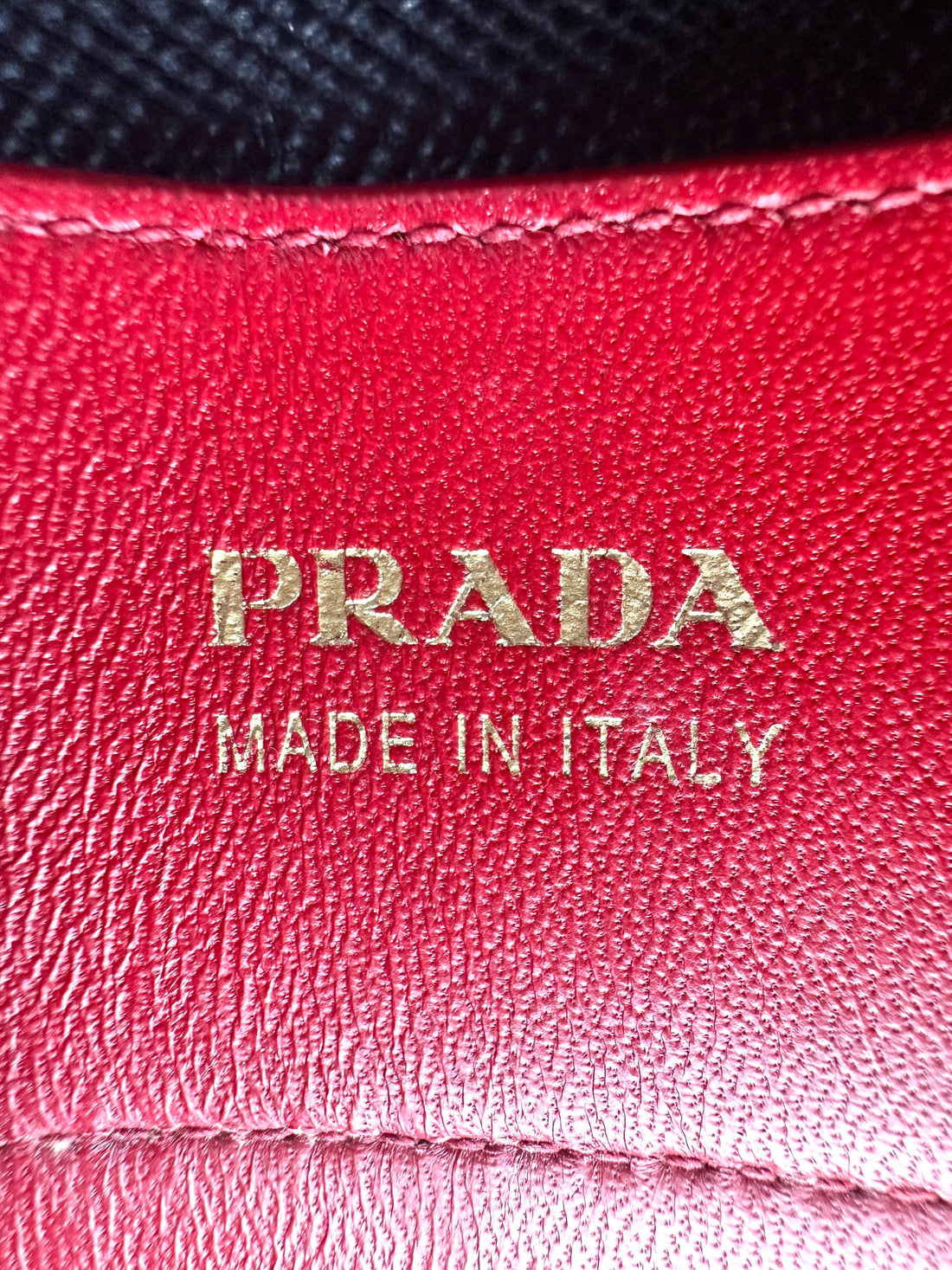 Prada Galleria Black Saffiano Leather Handle Bag PR394