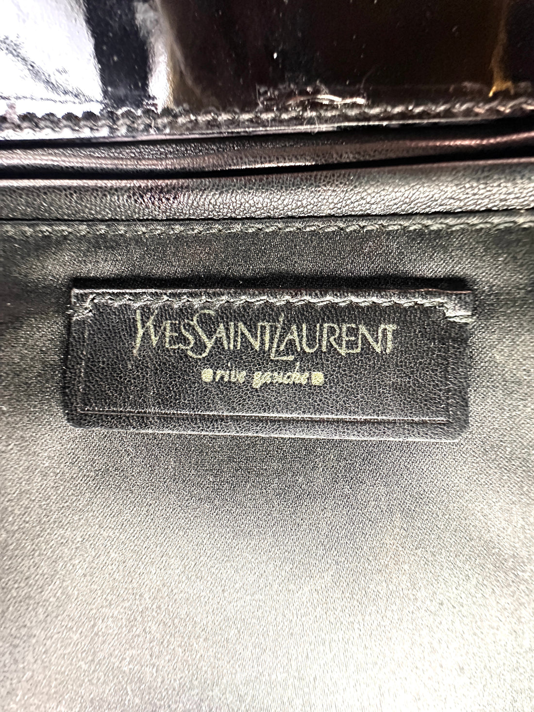 Saint Laurent Black Patent Leather Handle Bag SL243