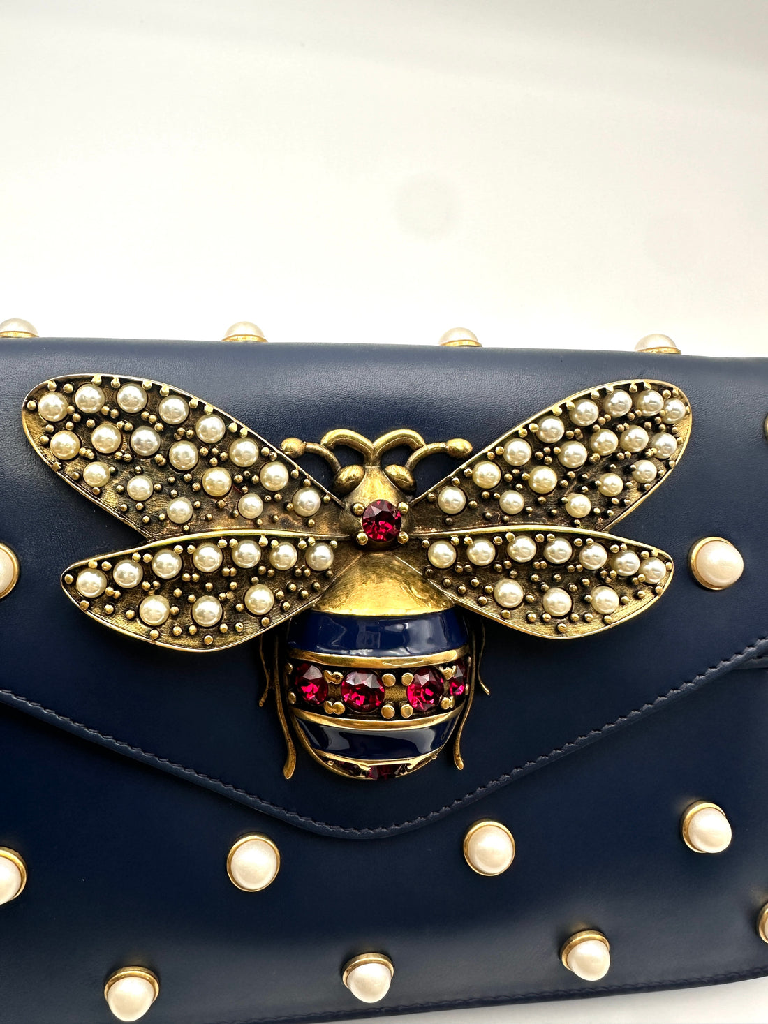 Gucci Queen Margaret Broadway Bee Black Leather Pearl Studded Shoulder Bag GG1112