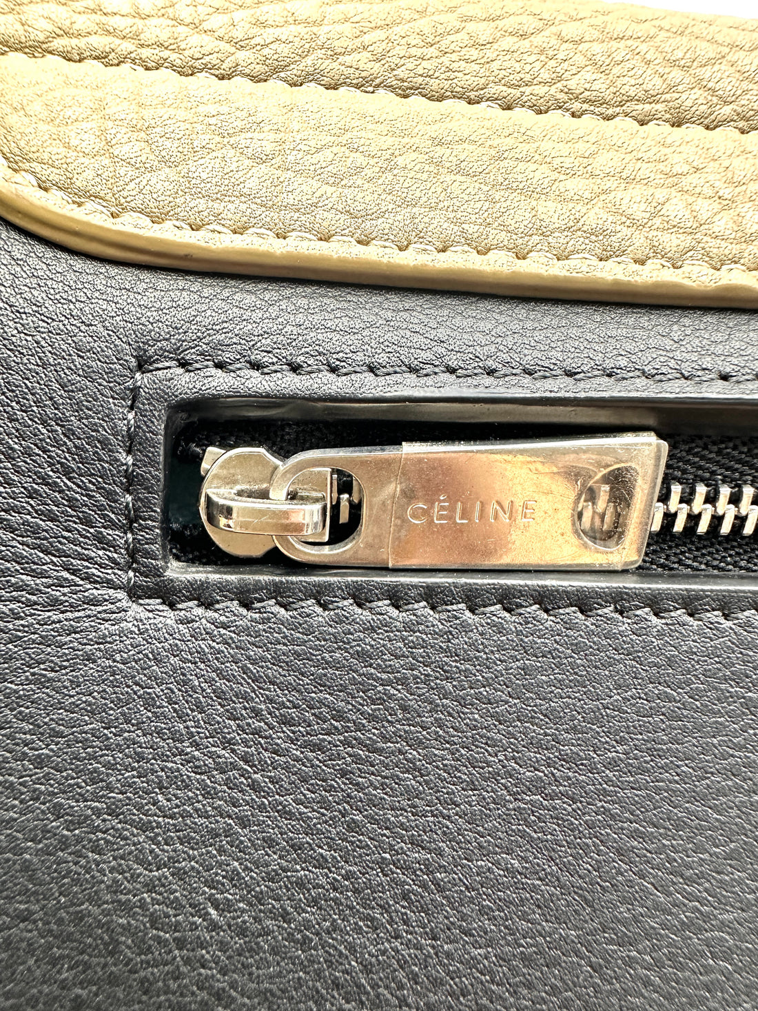 Celine Trapeze Beige/Black Leather Handle Bag CE165