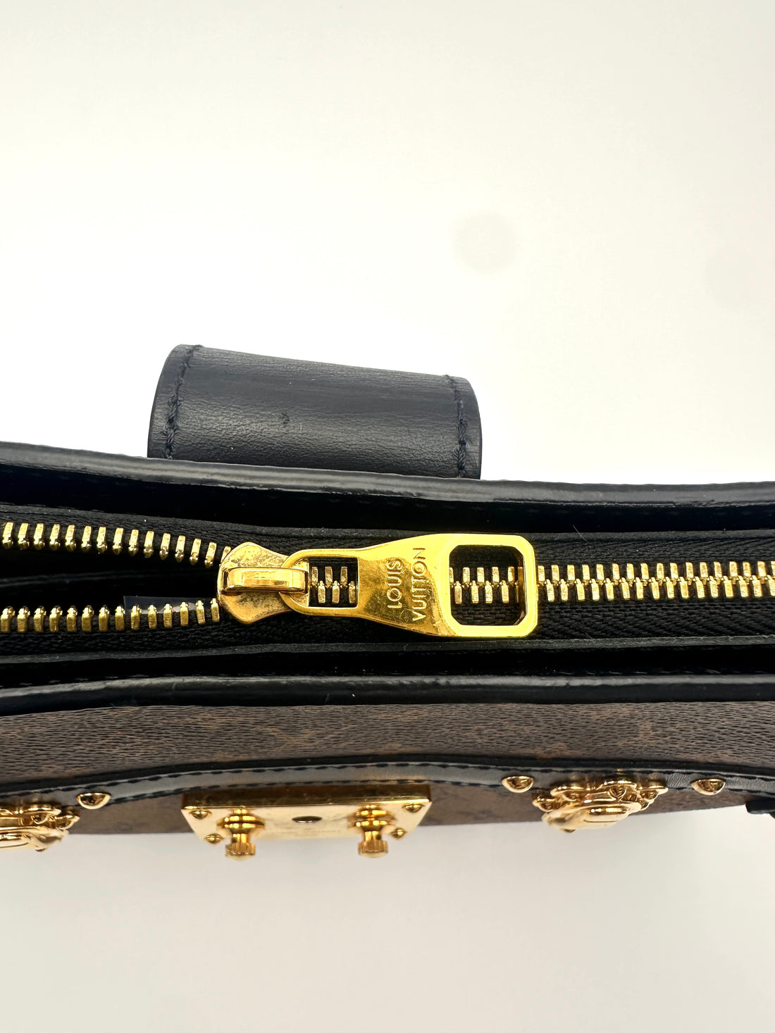 Louis Vuitton Trunk Clutch Monogram Canvas Bag LV2855