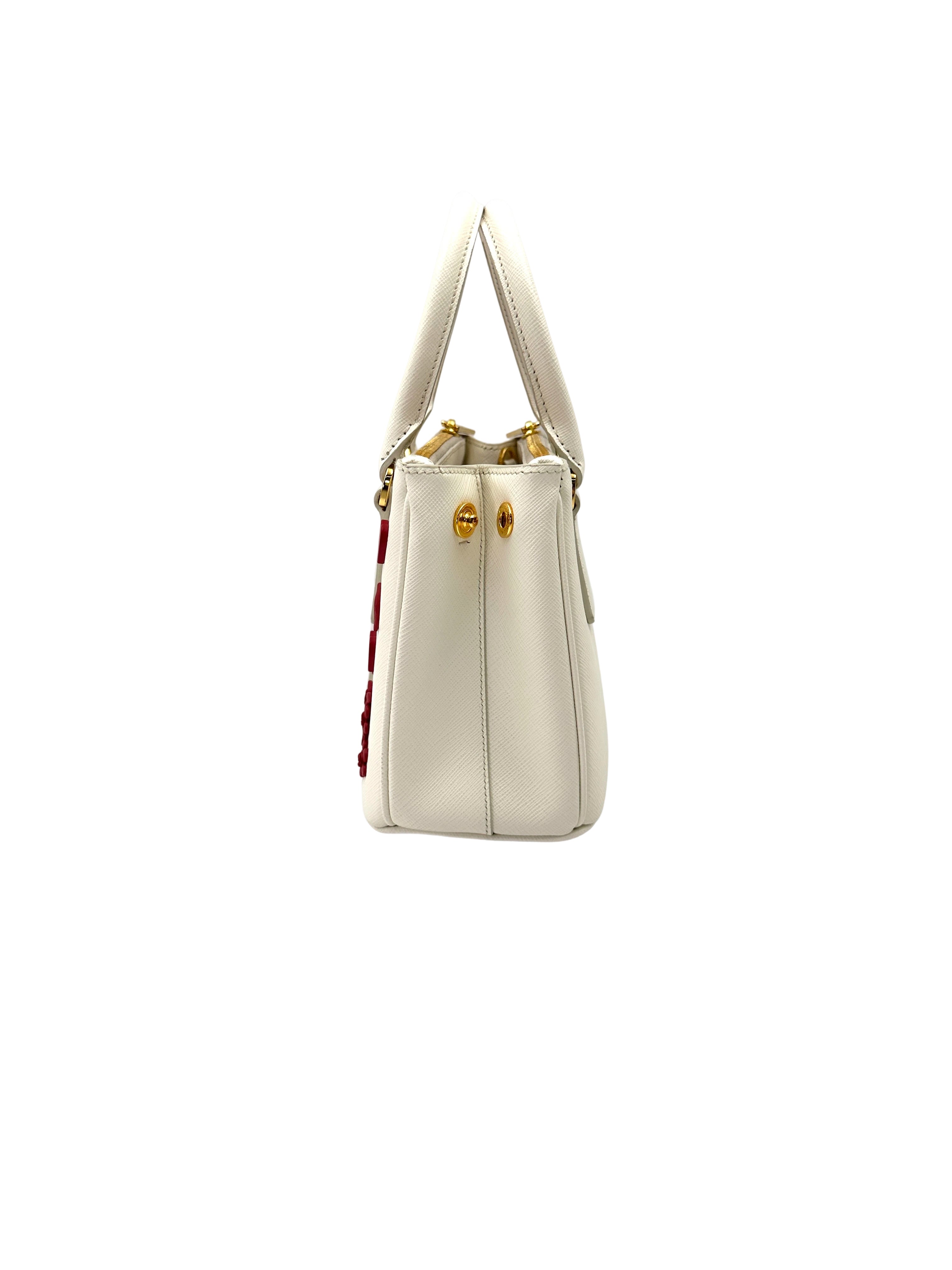 Prada Galleria Valentine's Day Special White Saffiano Leather Handle Bag PR392