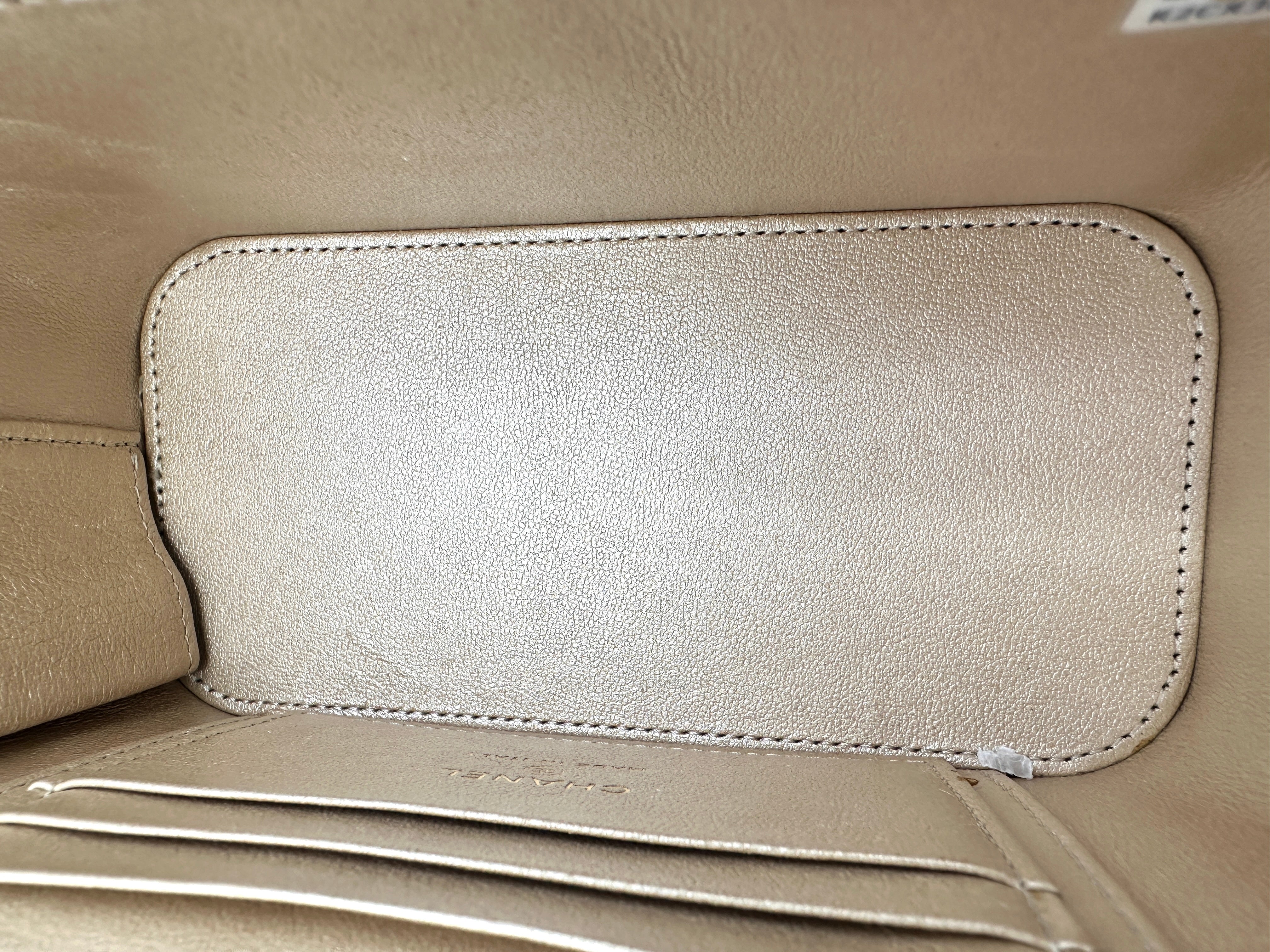 Chanel White Quilted Lambskin Vanity Case(K2***6E) CC2037