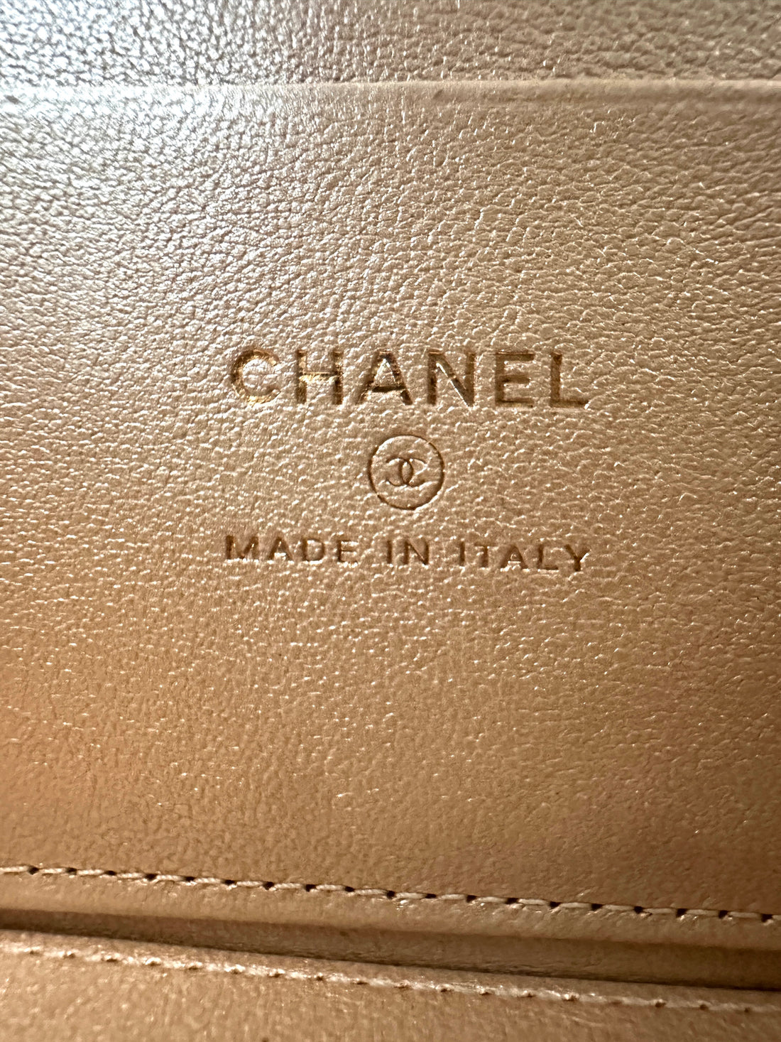 Chanel White Quilted Lambskin Vanity Case(K2***6E) CC2037