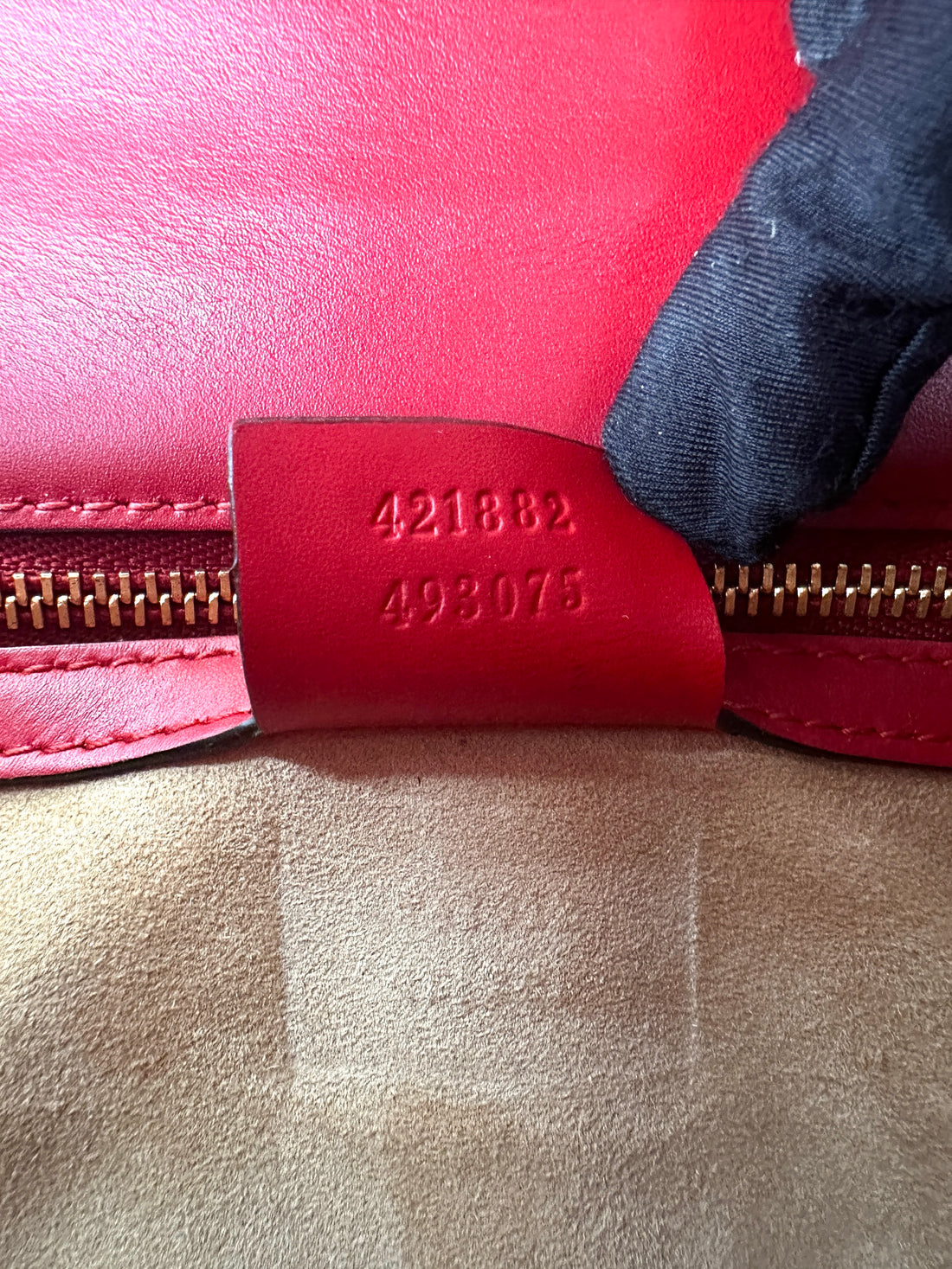 Gucci Sylvie Red Leather Medium Size Shoulder Bag GG1118
