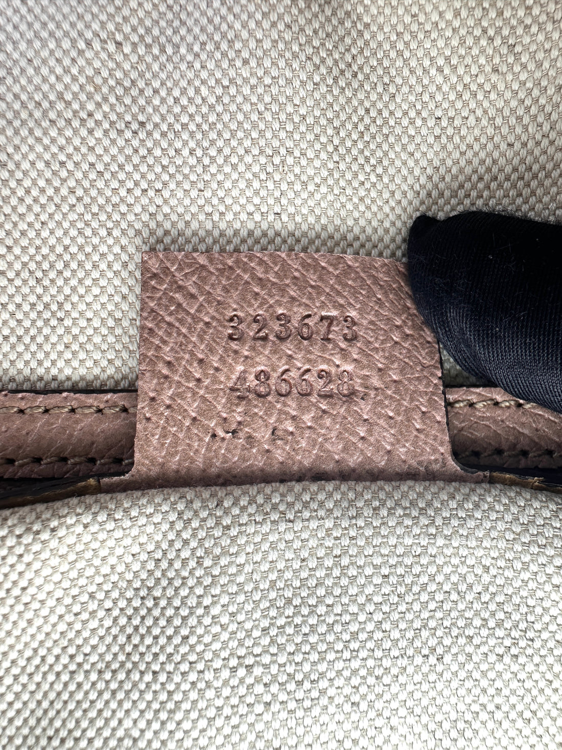 Gucci Bree GG Supreme Canvas Handle Bag GG1116