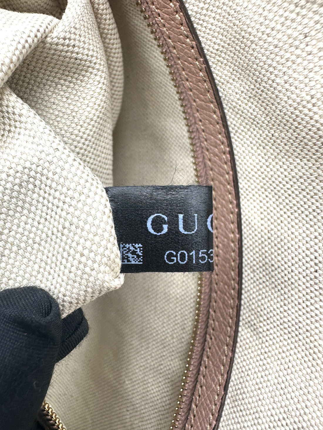 Gucci Bree GG Supreme Canvas Handle Bag GG1116