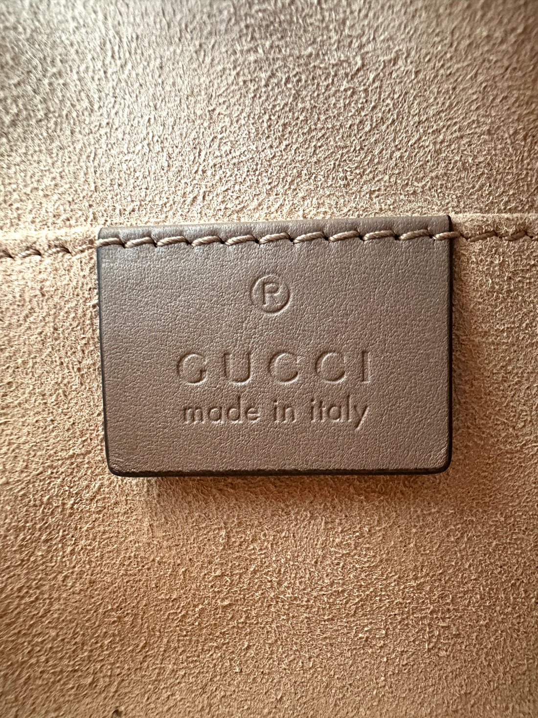 Gucci GG Marmont Beige Matelasse Leather Pouch GG1121