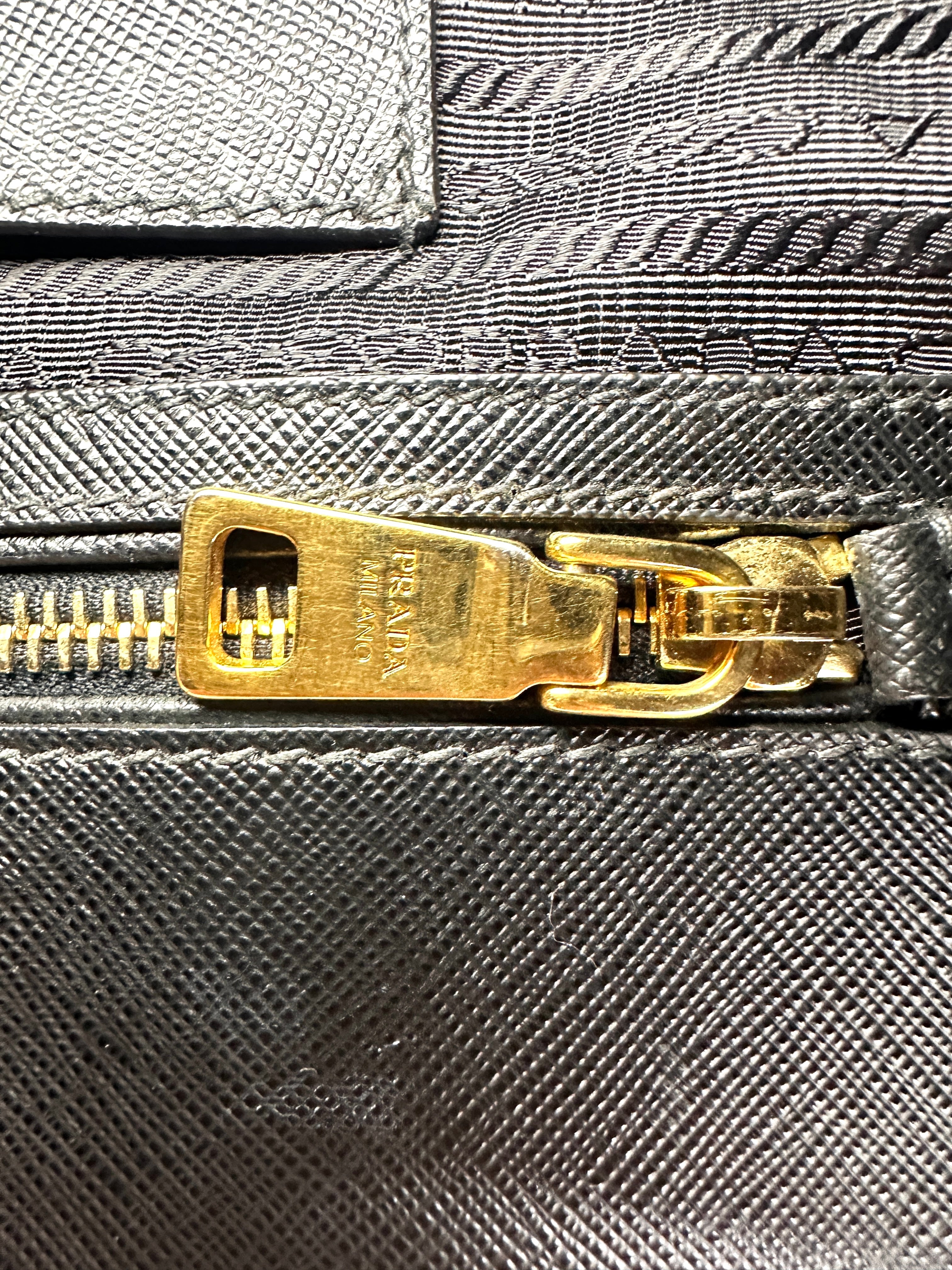 Prada Galleria Blue Saffiano Leather Handle Bag PR391