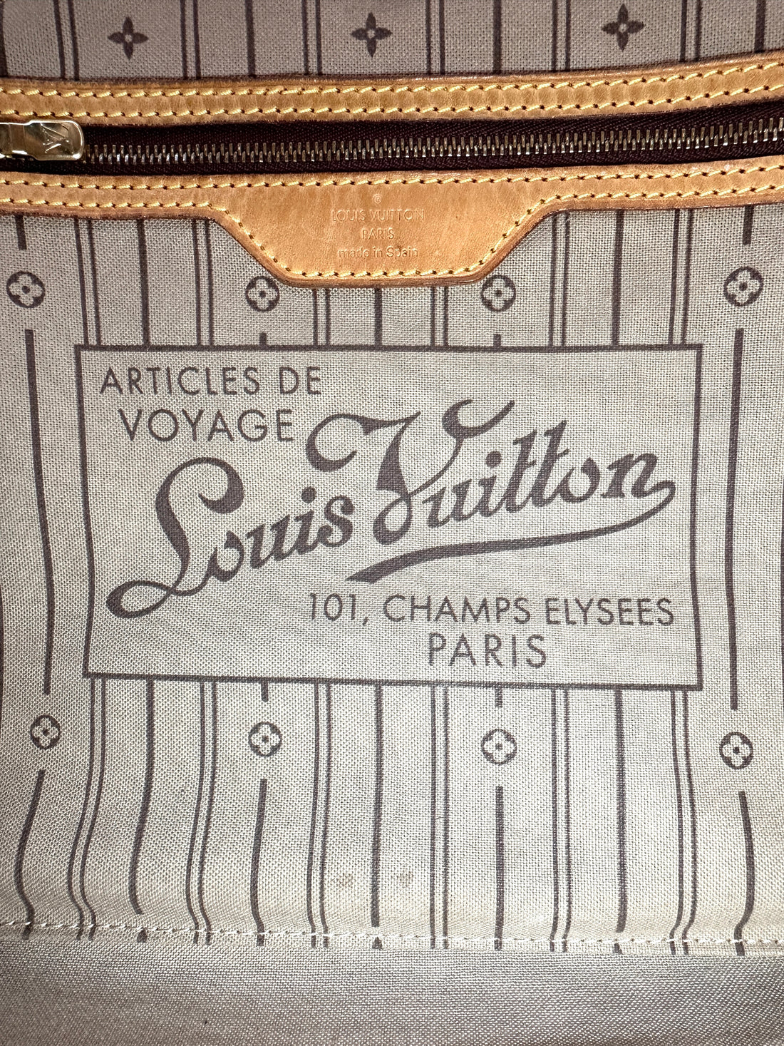 Louis Vuitton Neverfull MM Monogram Canvas Handle Bag LV2858