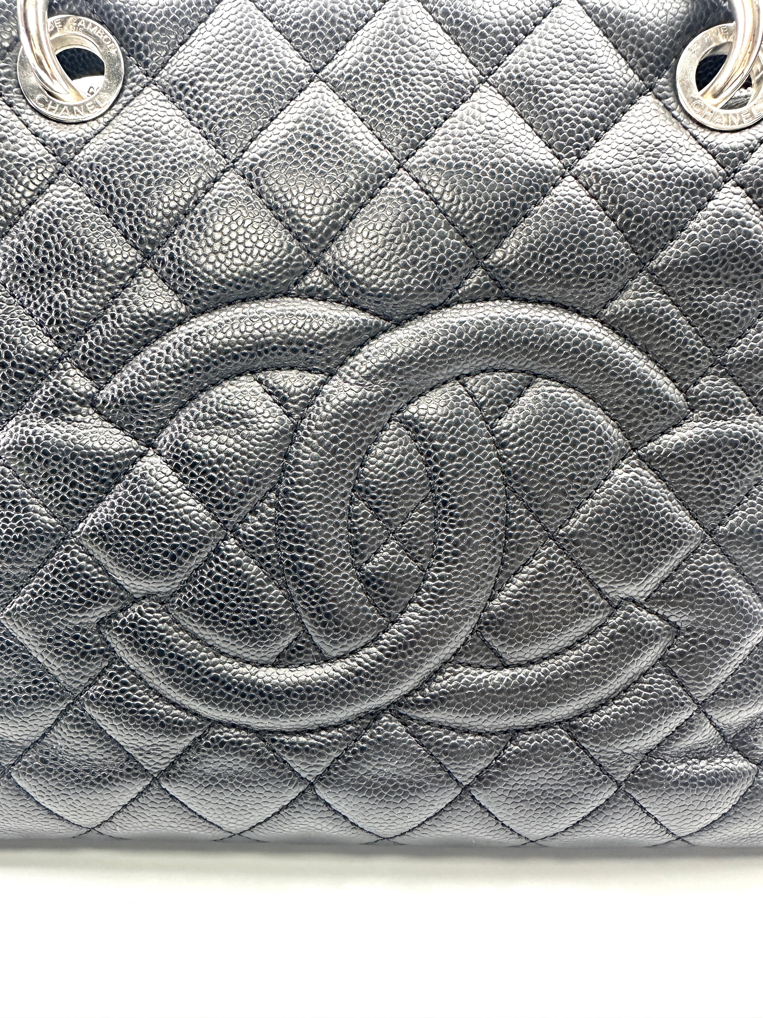 Chanel GST Black Quilted Leather Tote Handle Bag(16***86) CC2040