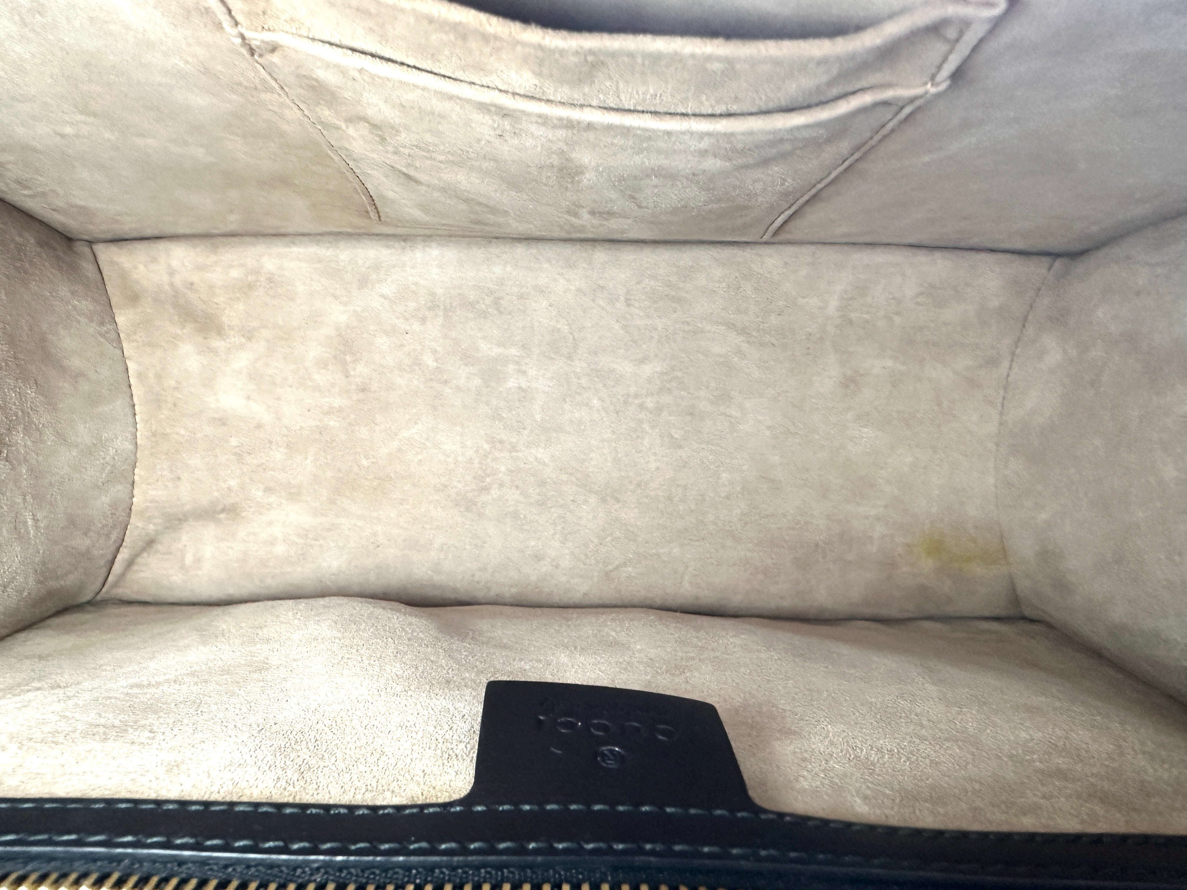 Gucci Sylvie Black Leather Shoulder Bag GG1115