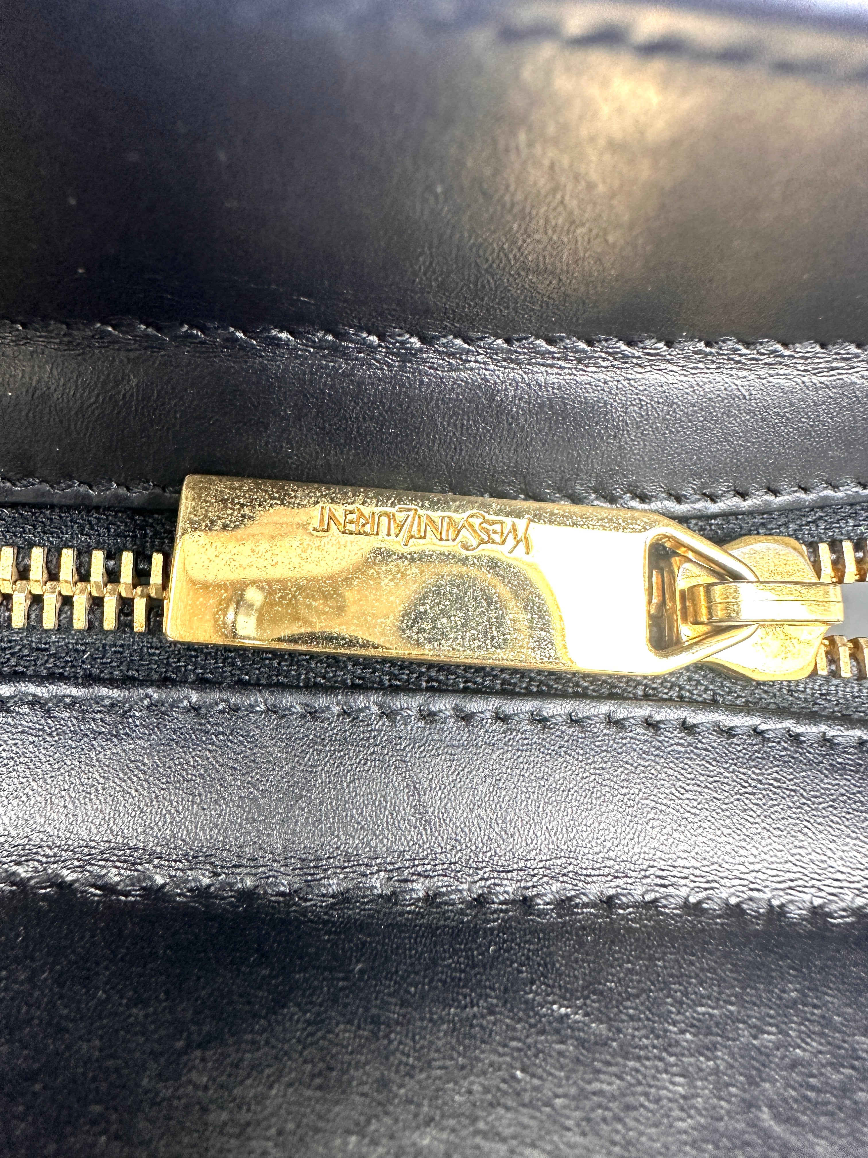 Saint Laurent Cabas Y Black Leather Handle Bag SL242