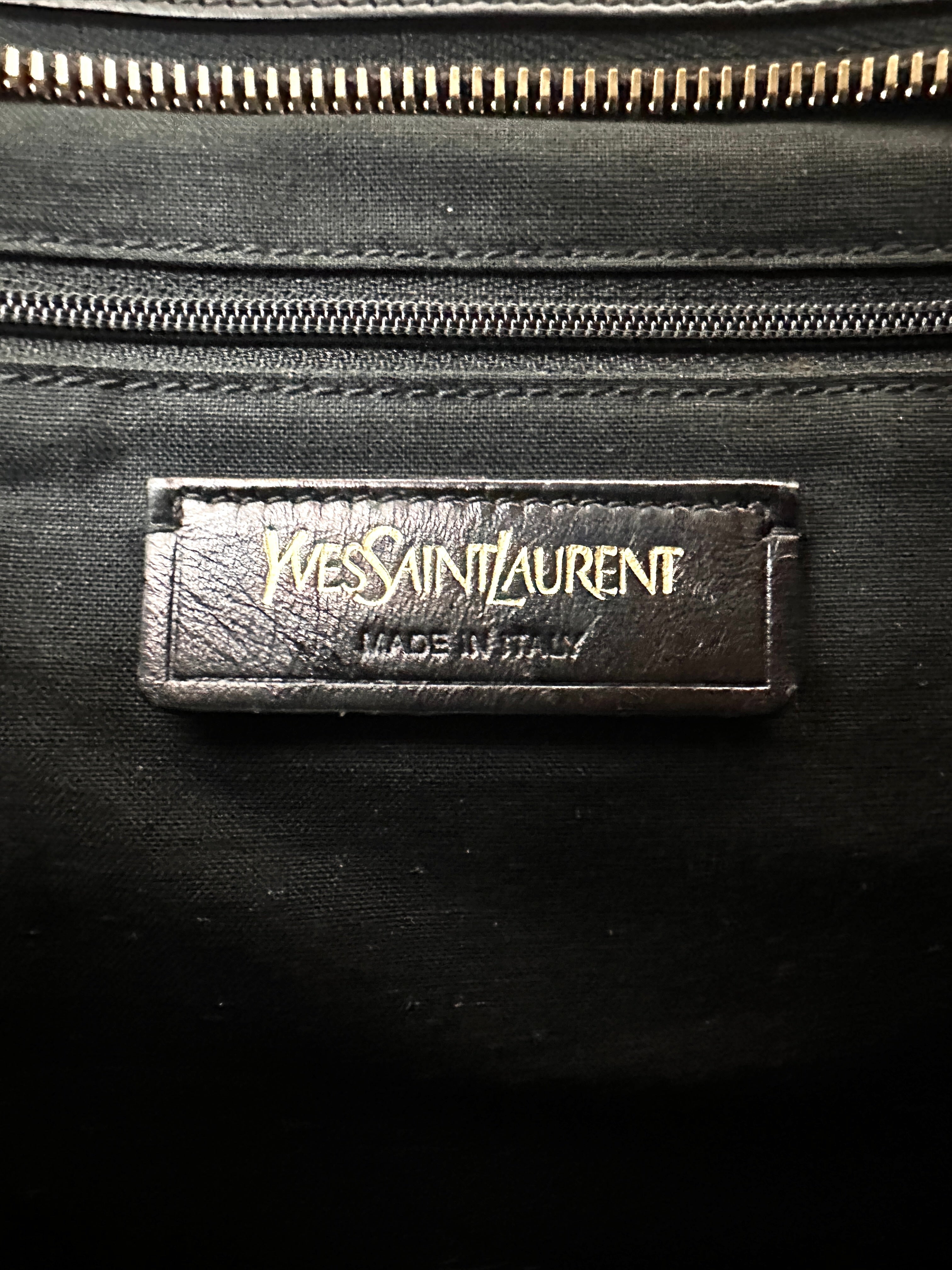 Saint Laurent Cabas Y Black Leather Handle Bag SL242