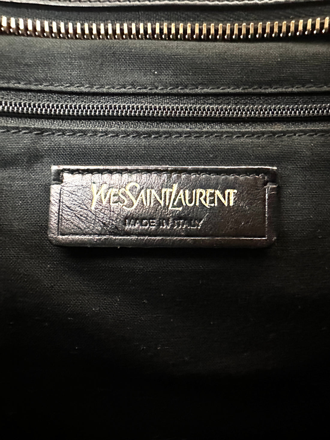 Saint Laurent Cabas Y Black Leather Handle Bag SL242