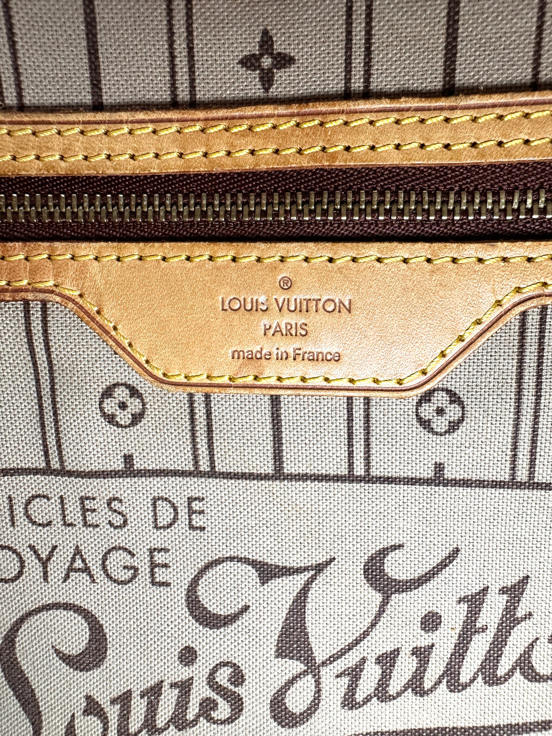 Louis Vuitton Neverfull MM Monogram Canvas Handle Bag LV2861