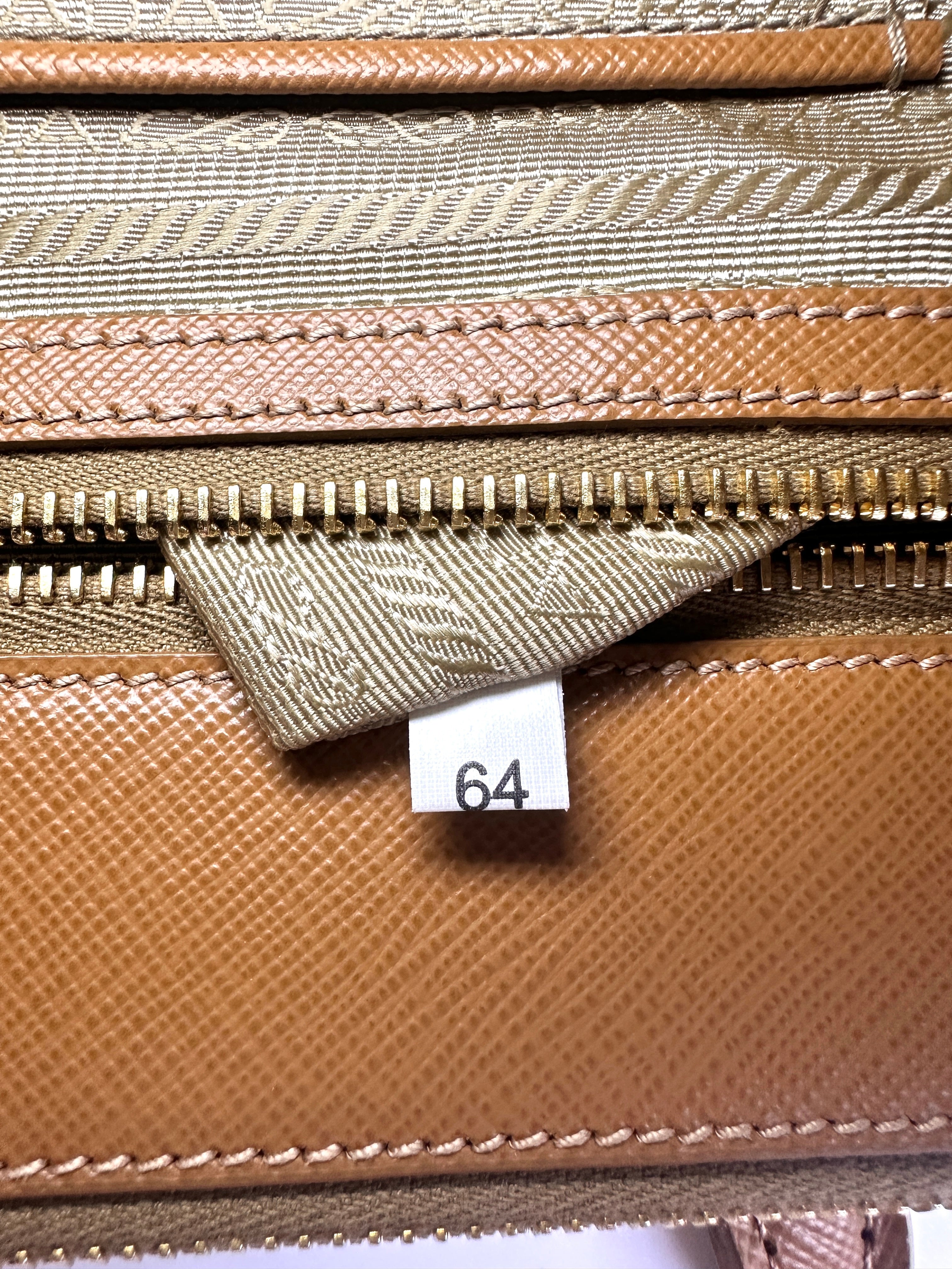 Prada Galleria Brown Saffiano Leather Handle Bag PR397