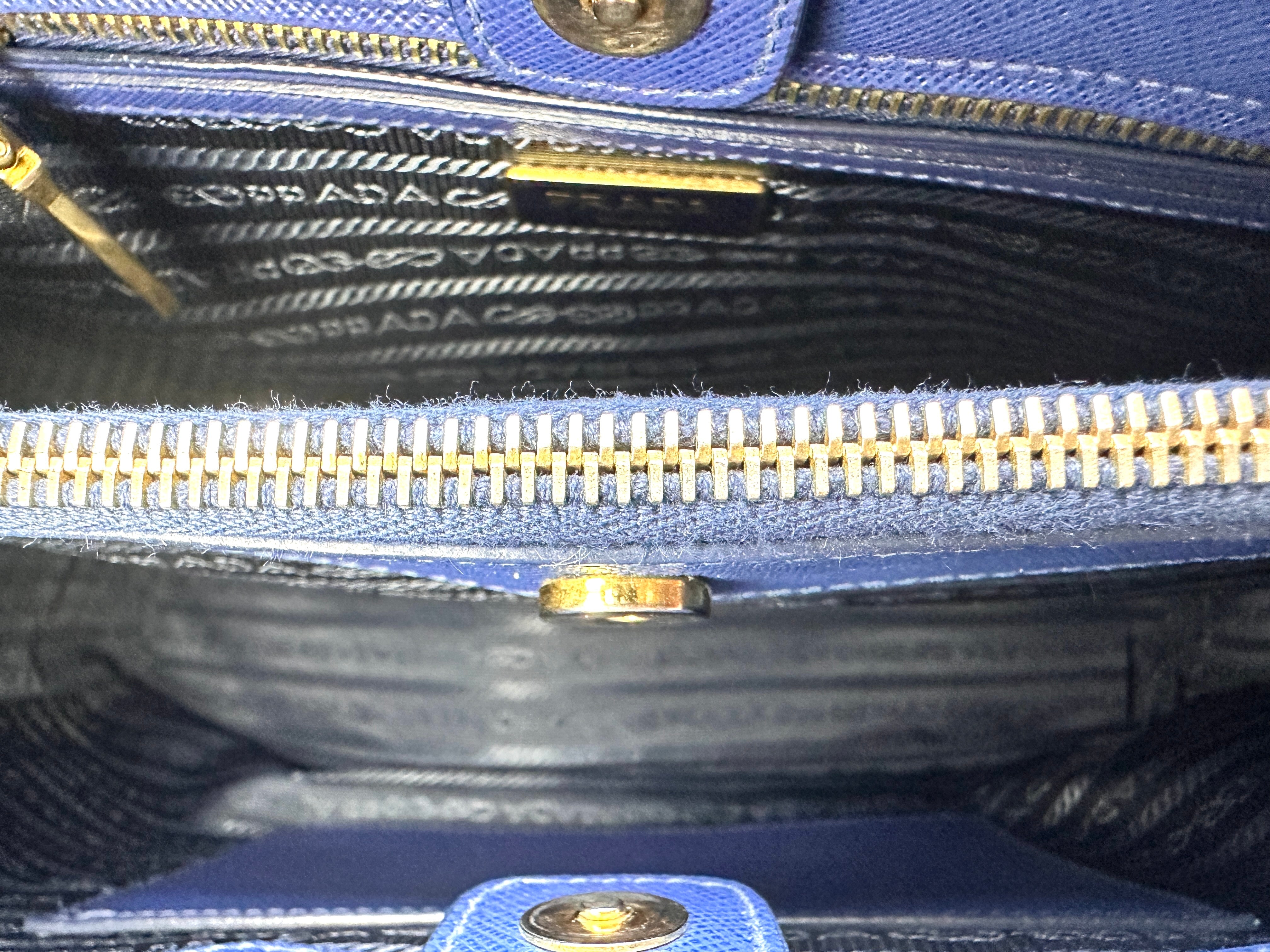 Prada Galleria Blue Saffiano Leather Handle Bag PR396