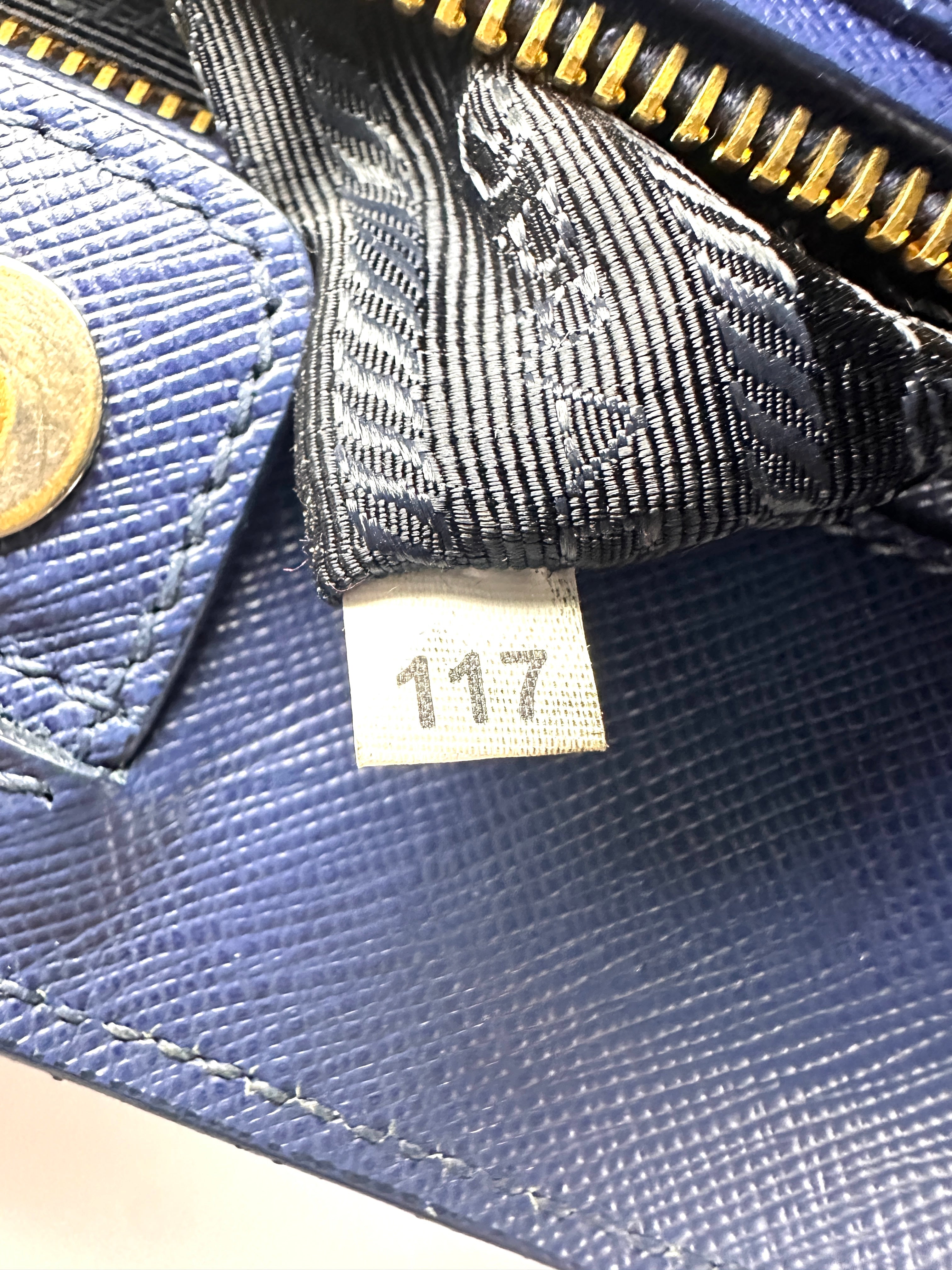 Prada Galleria Blue Saffiano Leather Handle Bag PR396