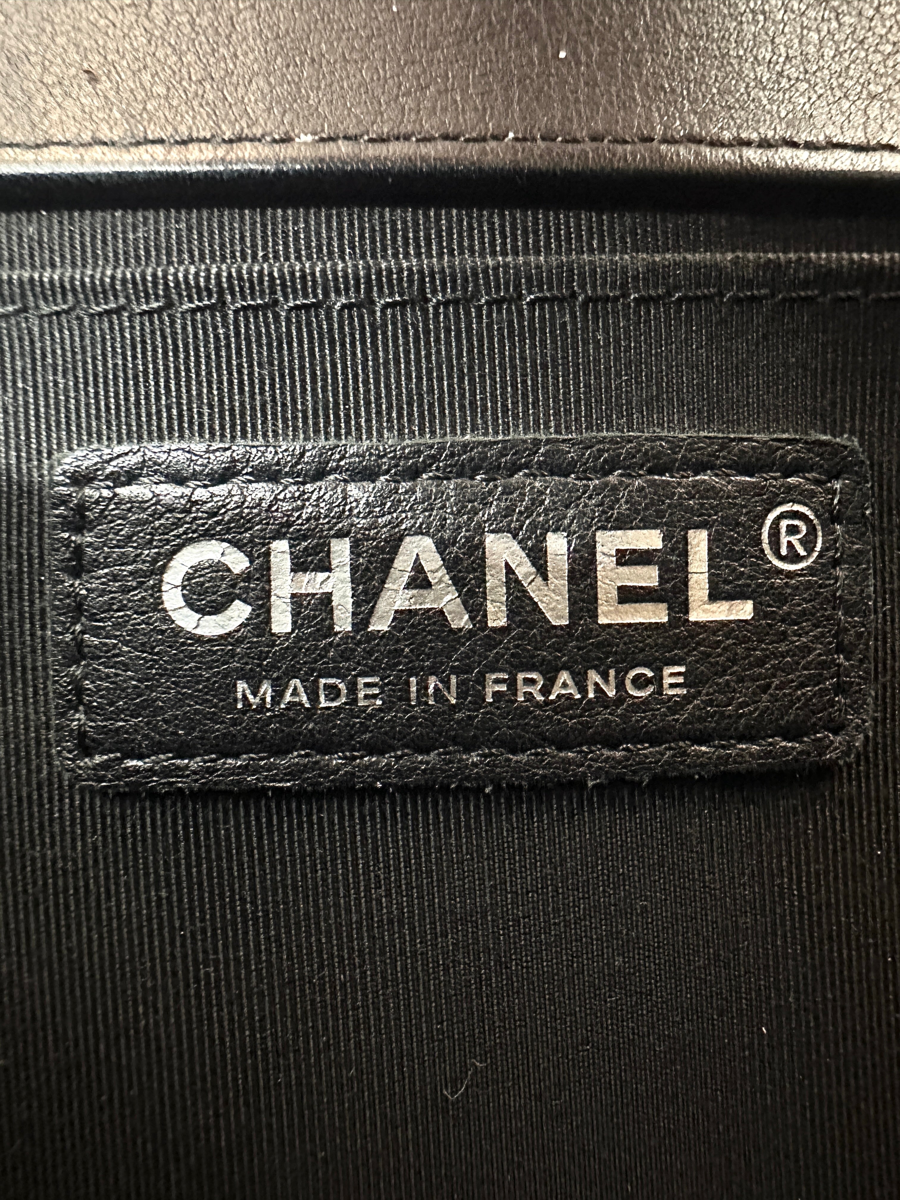 Chanel LeBoy Black Chevron Quilted Leather Medium Size Flap Bag With Silver Buckle(22***62) CC2036