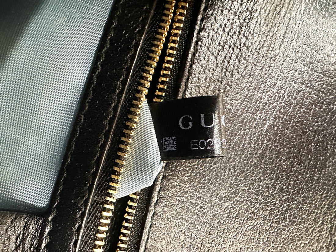 Gucci Sylvie Bee Star Black Leather Small Size Shoulder Bag GG1122