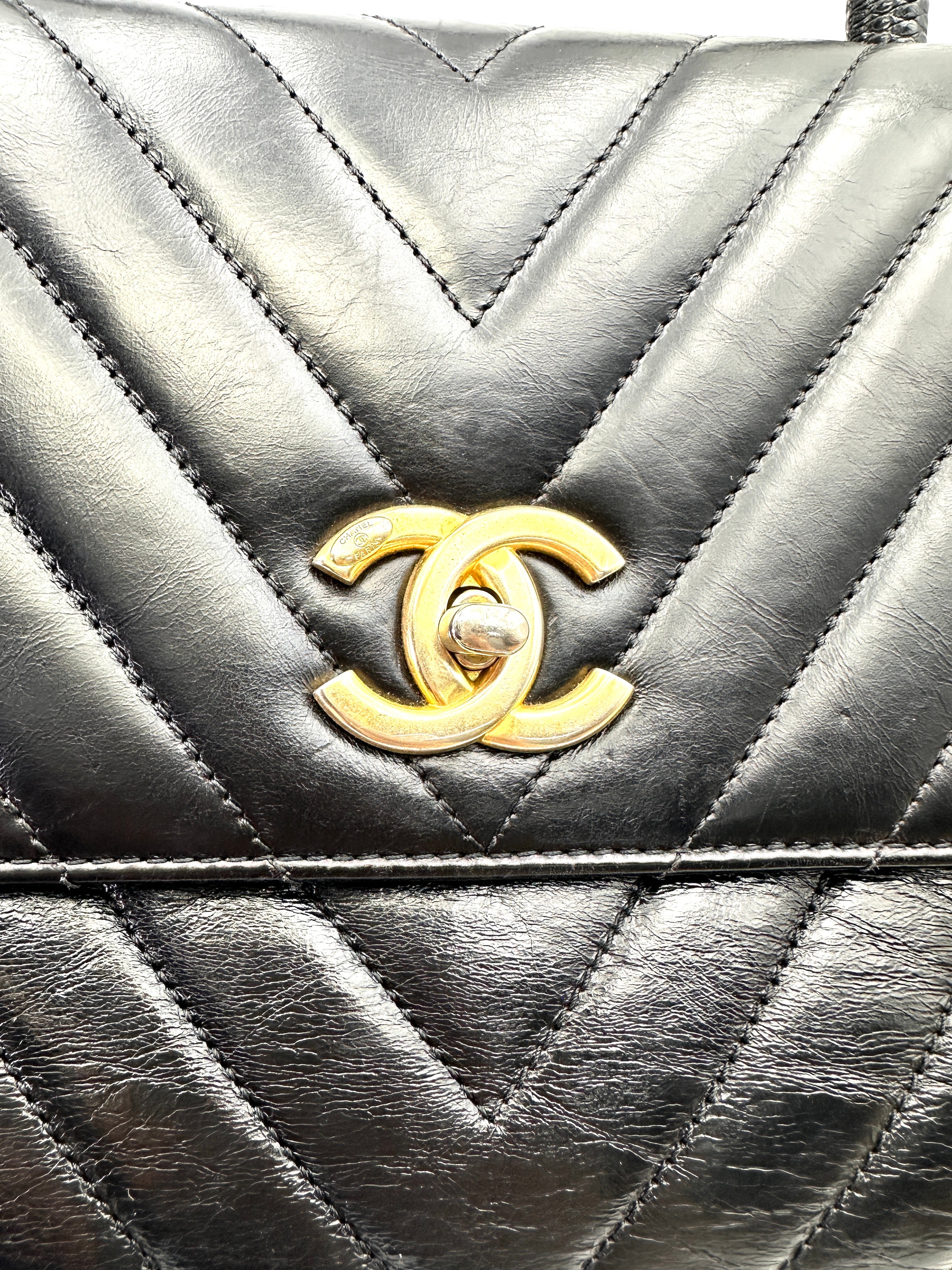 Chanel CoCo Handle Black Chevron Quilted Leather Large Size Shoulder Bag(24***91) CC2043