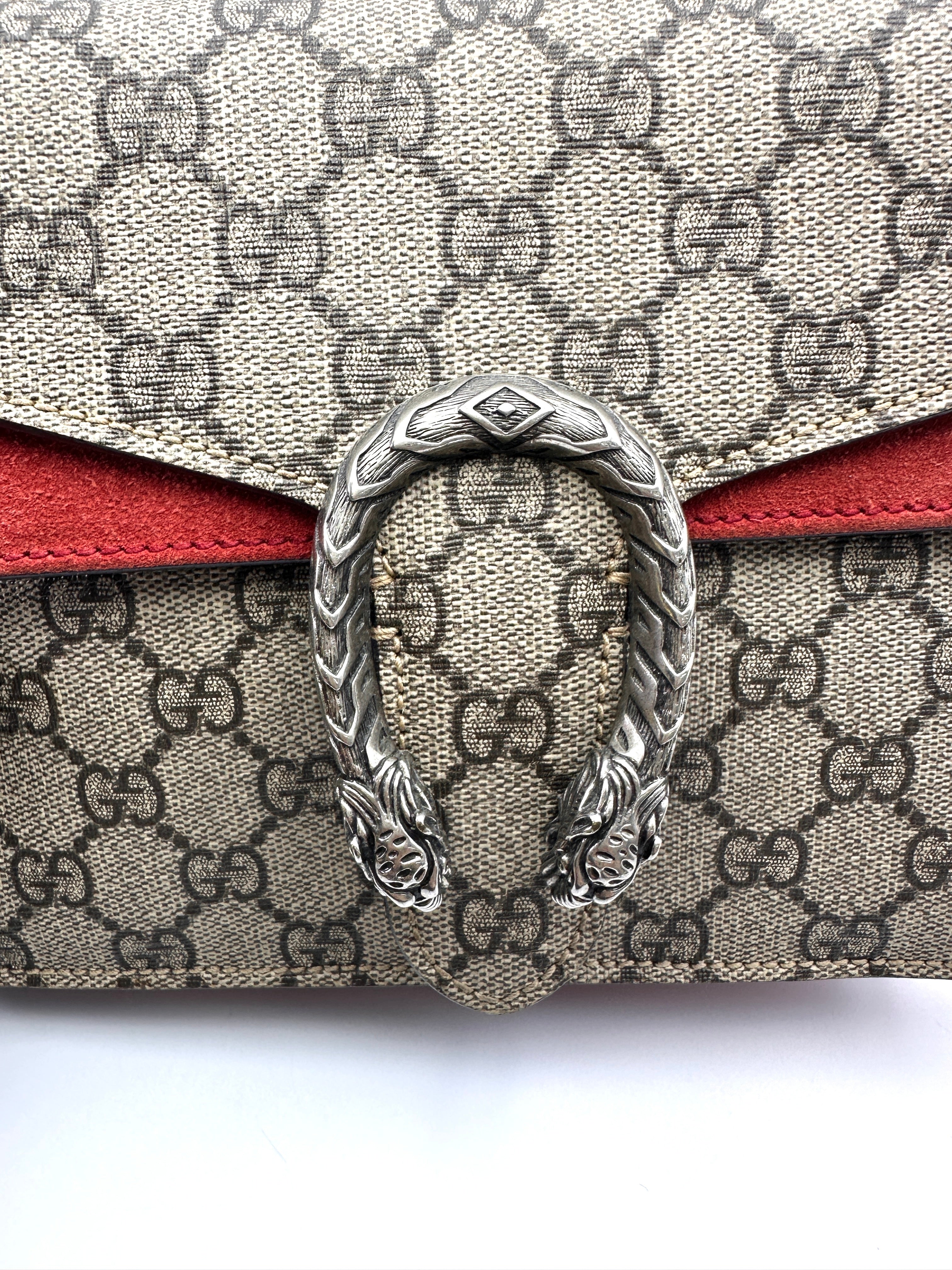 Gucci Dionysus GG Supreme Canvas Small Size Shoulder Bag With Red Tirm GG1124
