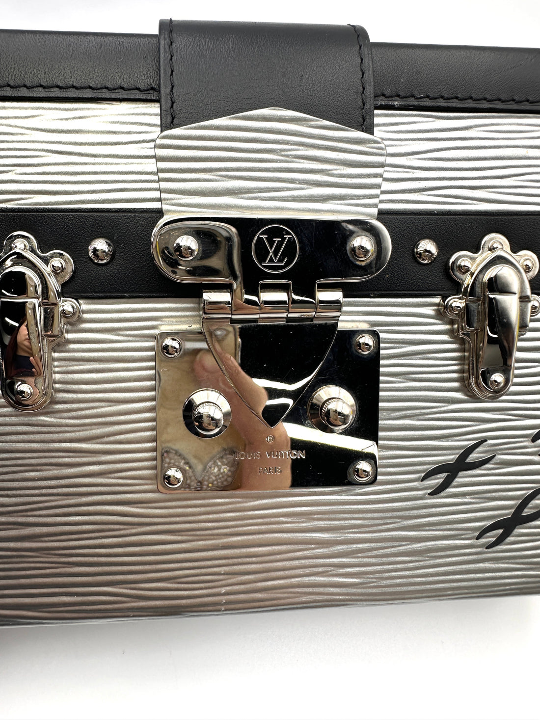 Louis Vuitton Petite Malle Silver Epi Leather Shoulder Bag LV2863
