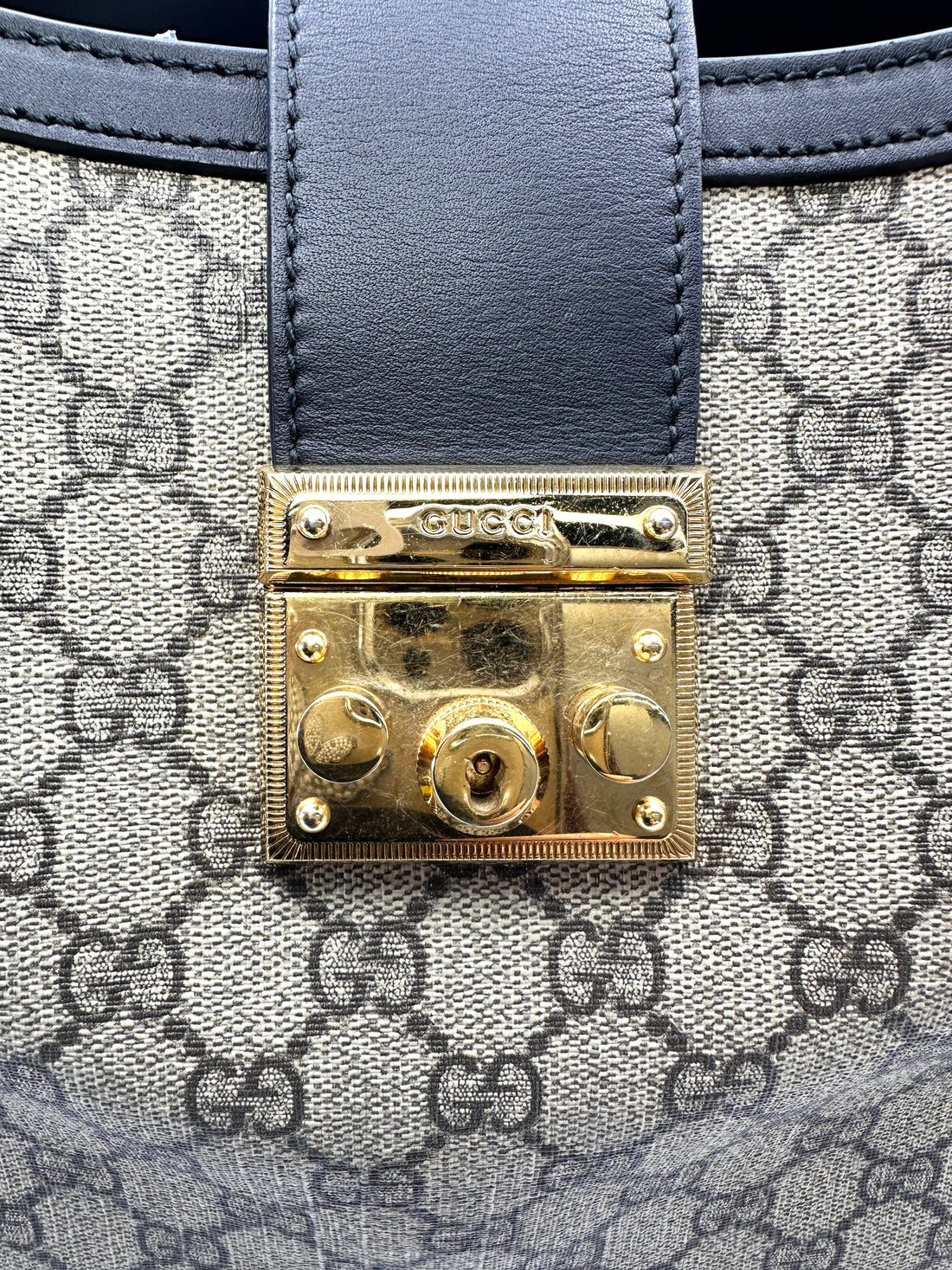 Gucci Padlock GG Canvas Medium Size Shoulder Bag GG1128