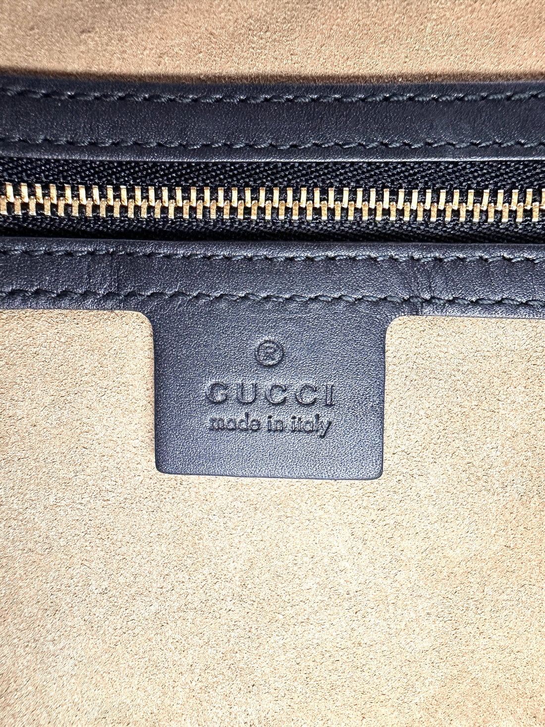 Gucci Padlock GG Canvas Medium Size Shoulder Bag GG1128