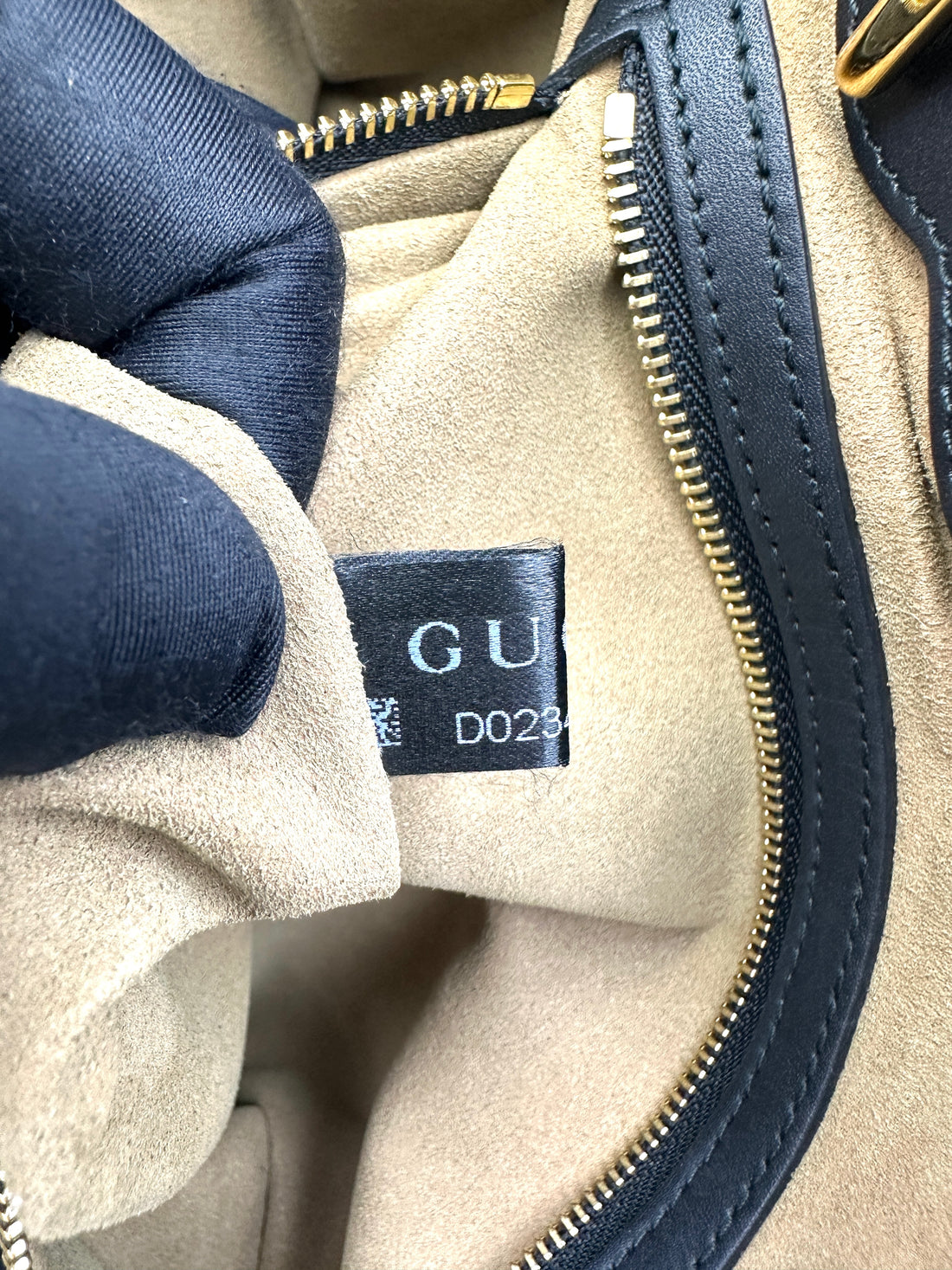 Gucci Padlock GG Canvas Medium Size Shoulder Bag GG1128