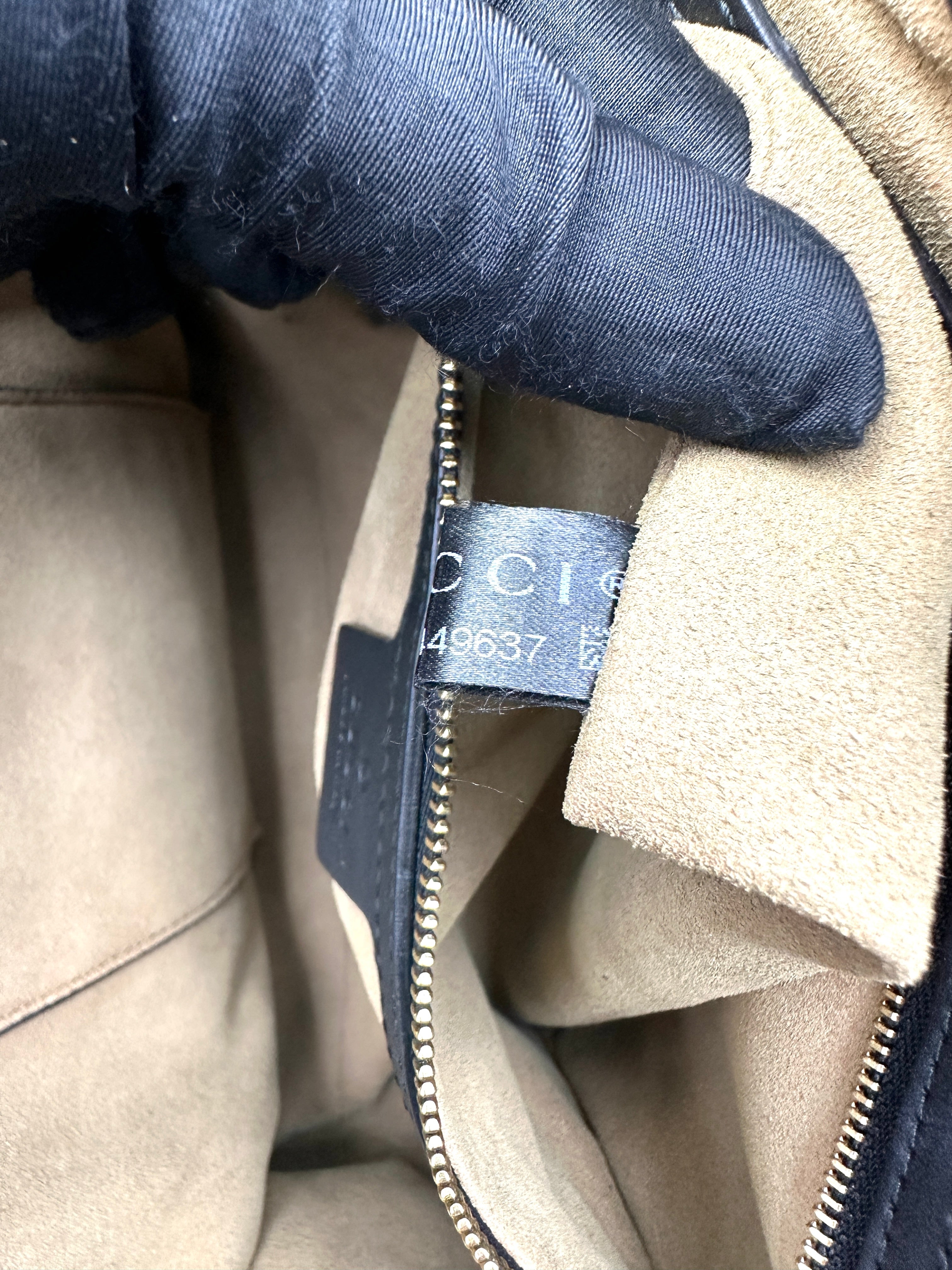 Gucci Padlock GG Canvas Medium Size Shoulder Bag GG1128