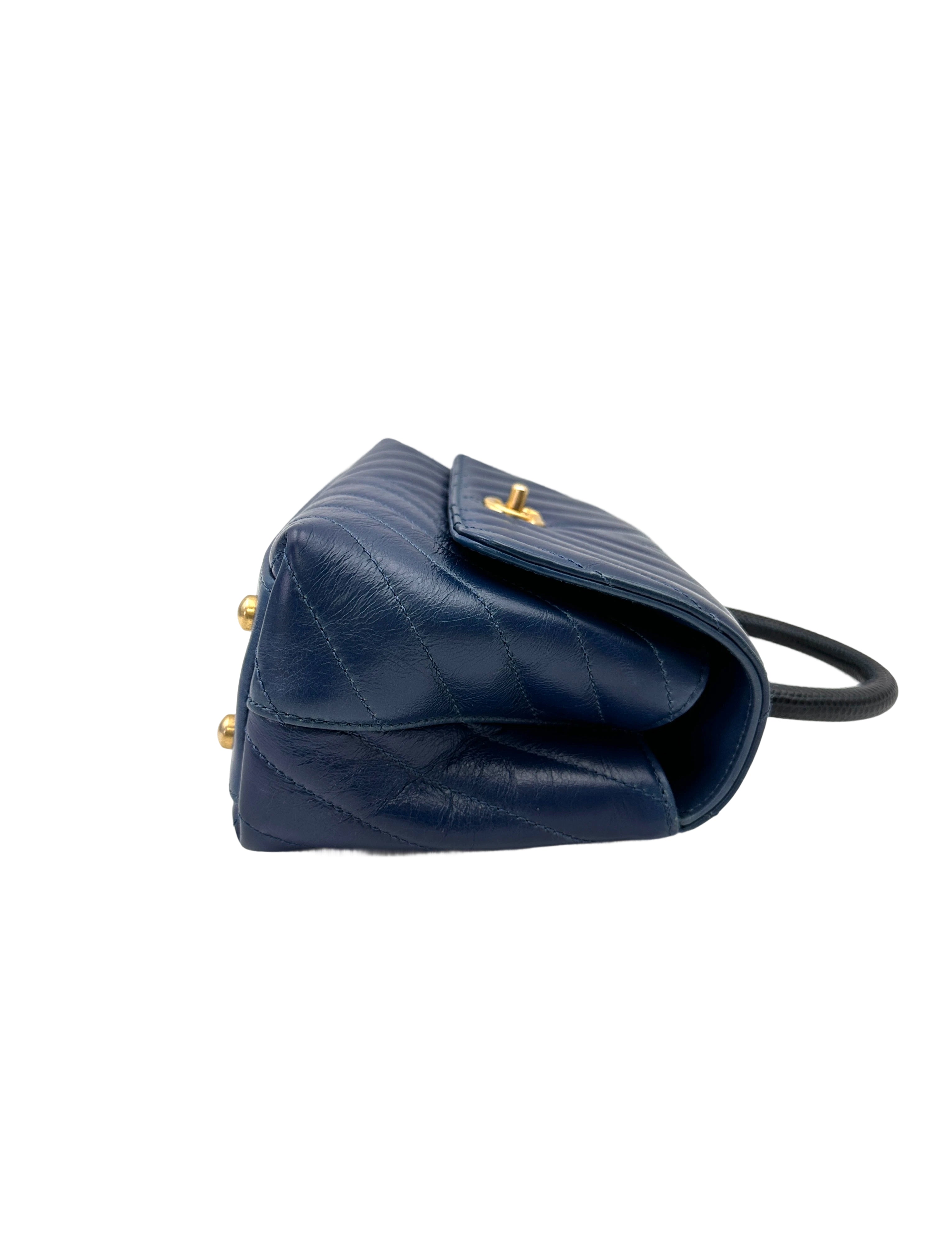 Chanel CoCo Handle Blue Chevron Quilted Leather Shoulder Bag(25***16) CC2046