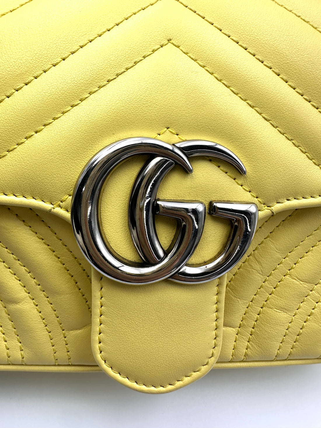 Gucci GG Marmont Yellow Matelasse Leather Shoulder Bag GG1133