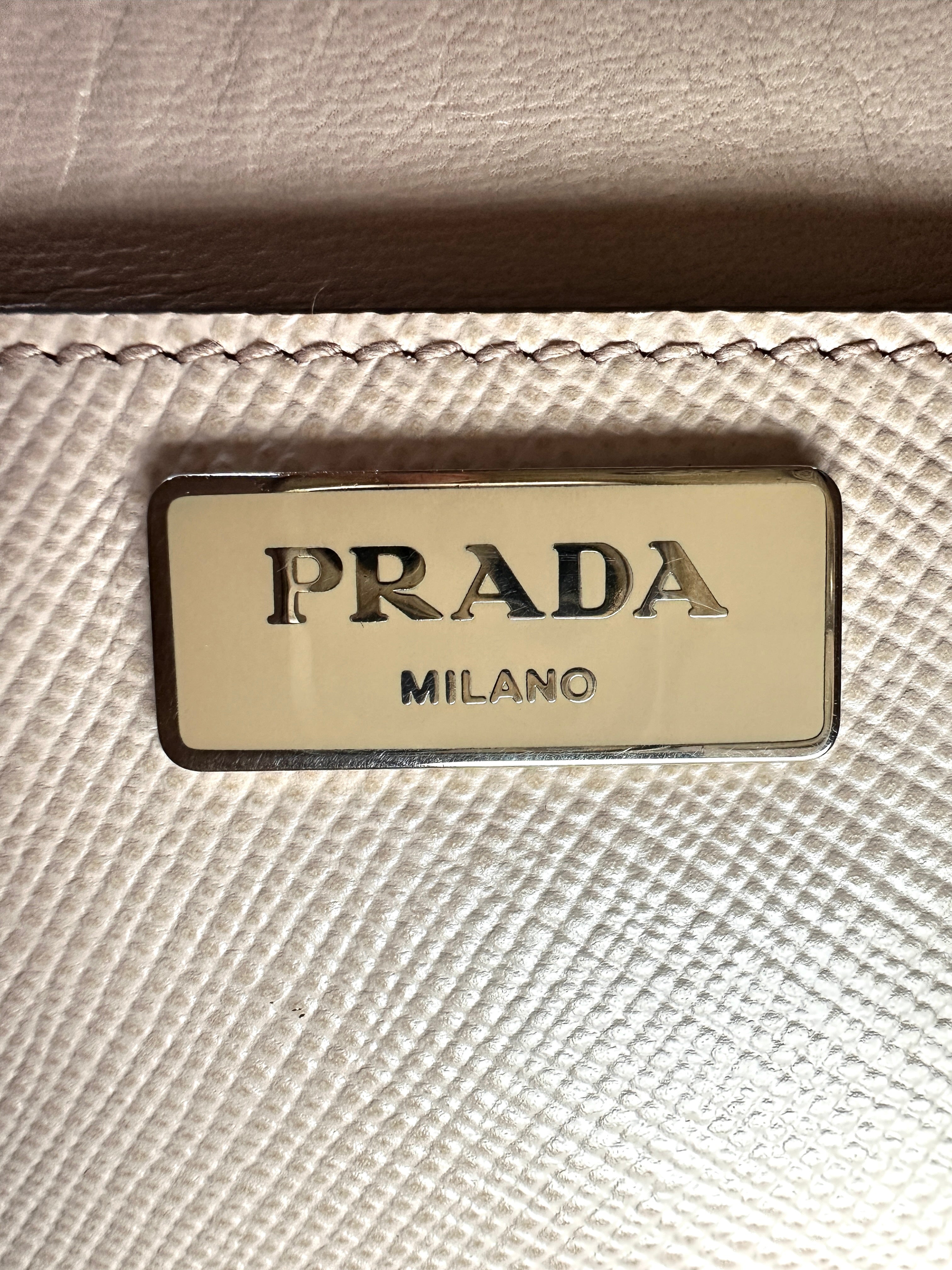 Prada Galleria Pink Saffiano Leather Medium Size Handle Bag PR402