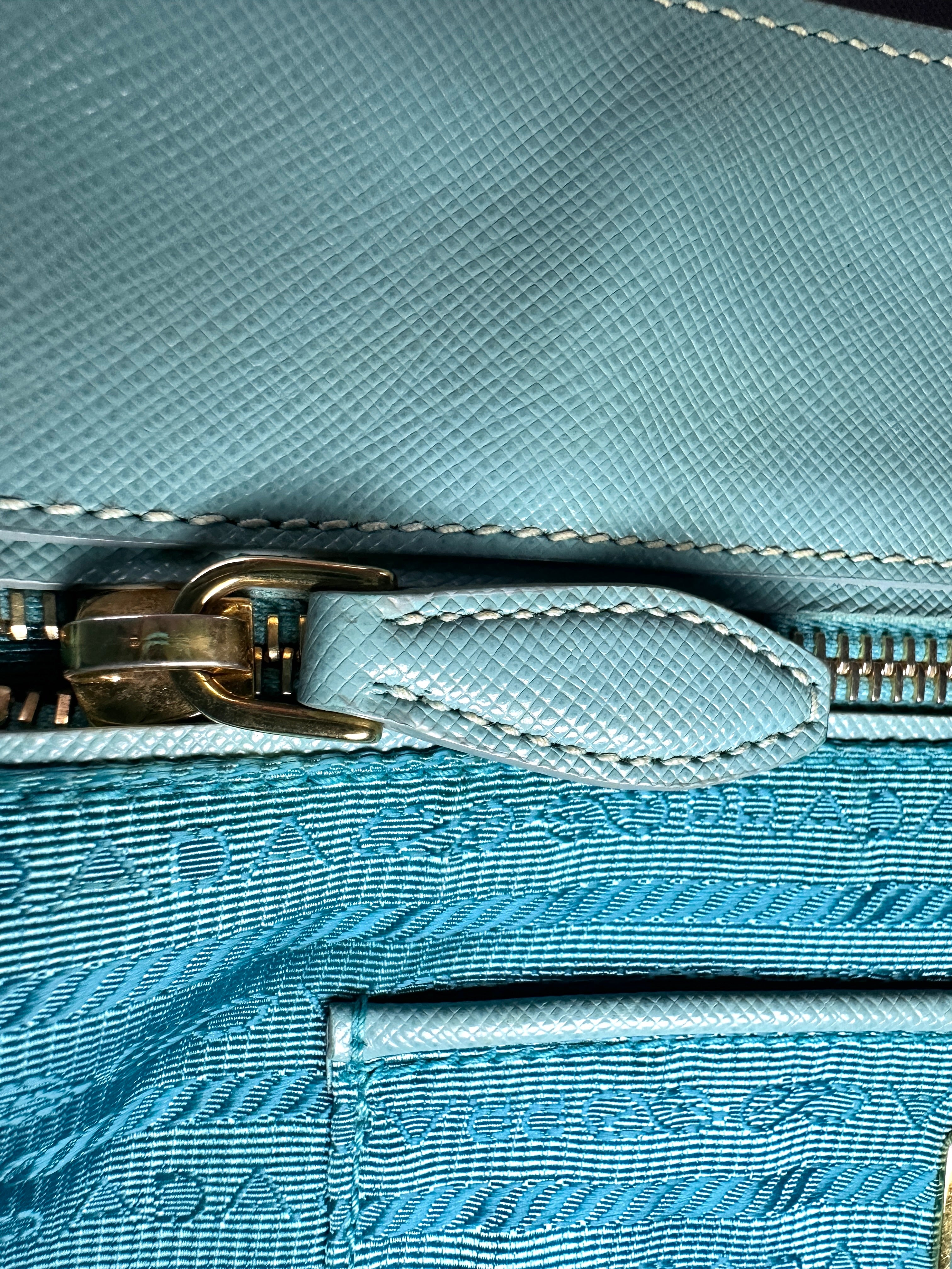 Prada Galleria Blue Saffiano Leather Handle Bag PR403