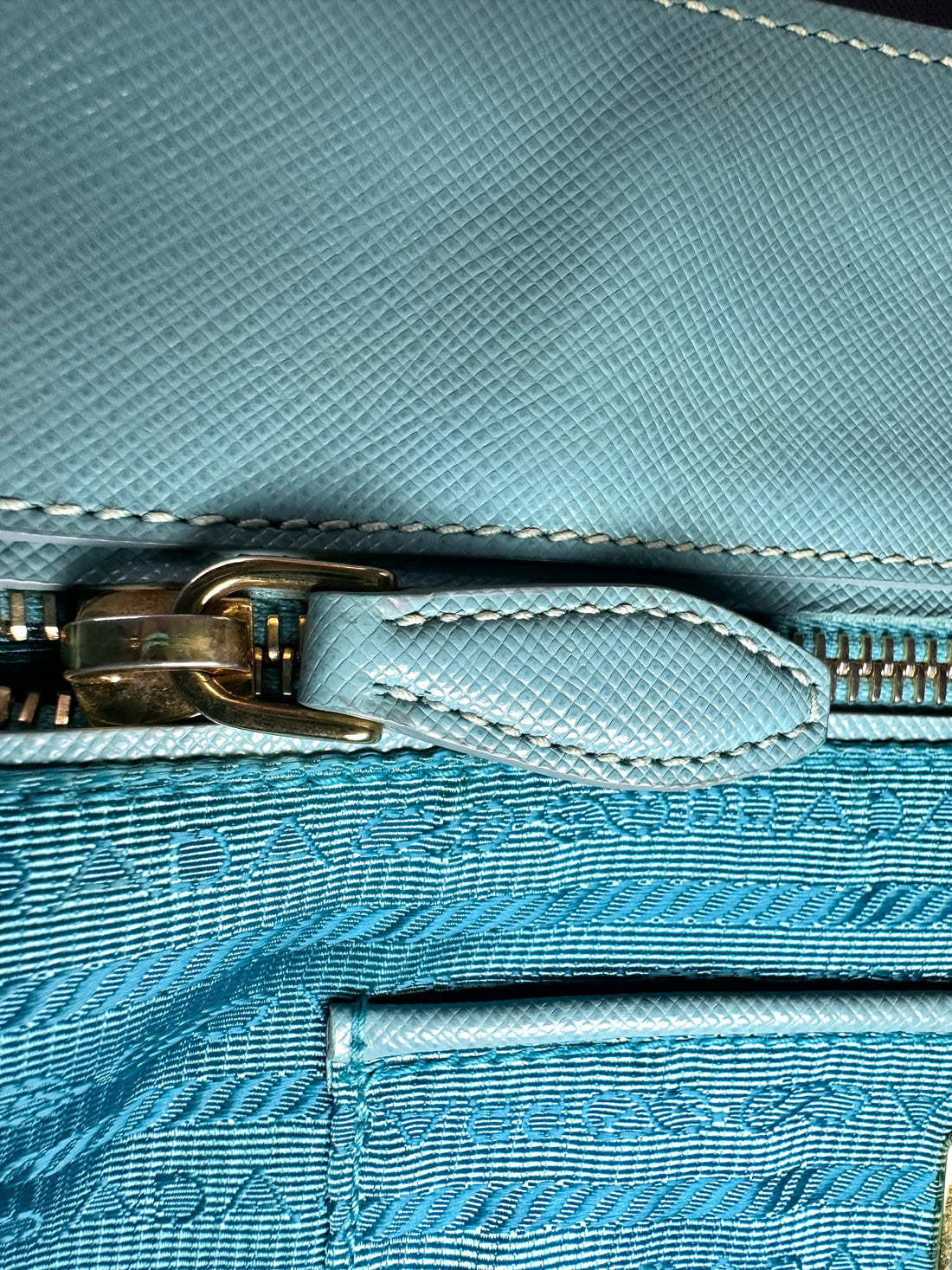 Prada Galleria Blue Saffiano Leather Handle Bag PR403