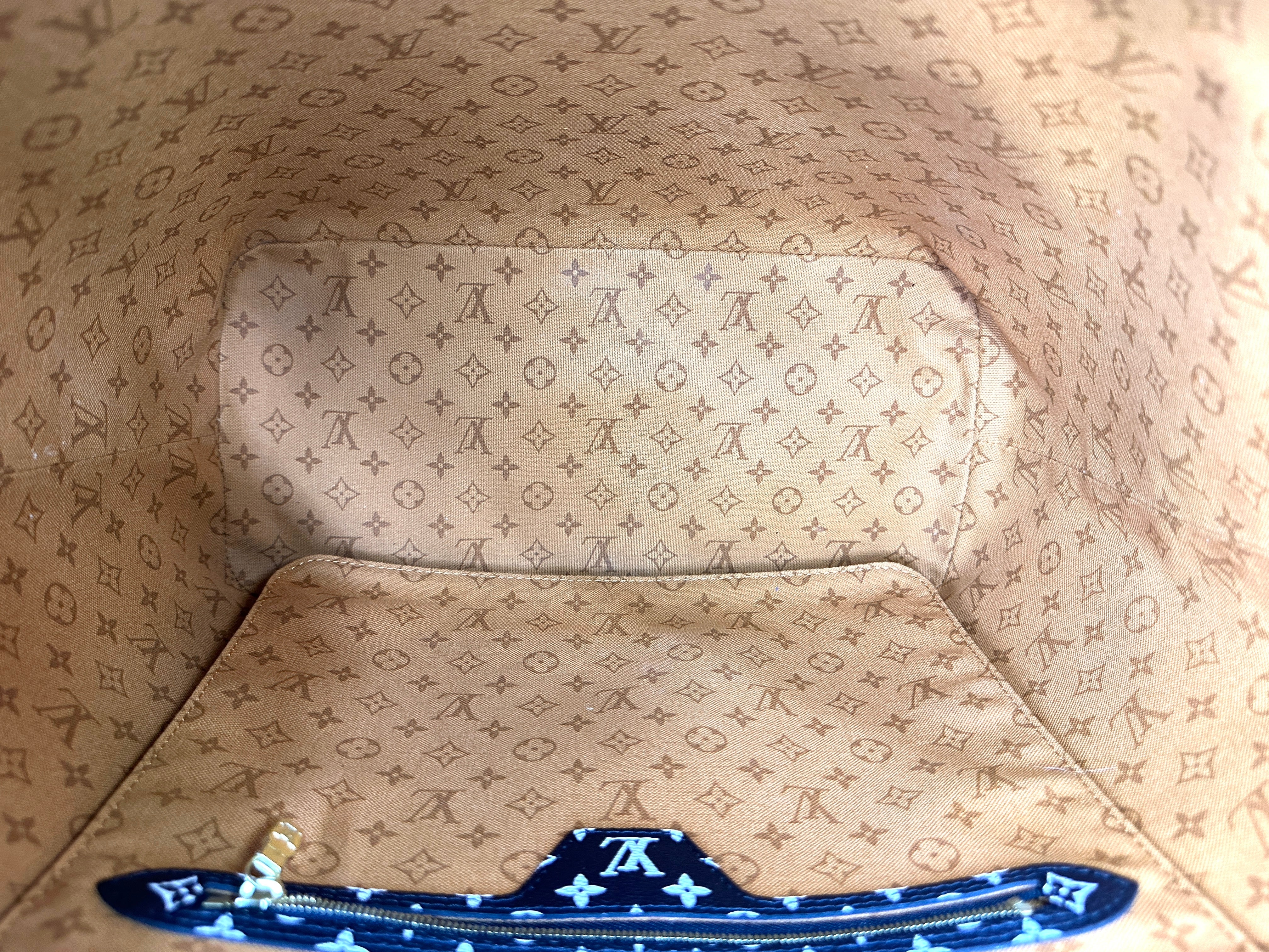 Louis Vuitton Neverfull MM Crafty Caramel/White Gaint Monogram Canvas Tote Bag LV2870