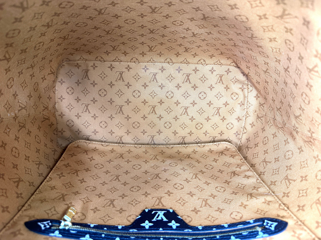 Louis Vuitton Neverfull MM Crafty Caramel/White Gaint Monogram Canvas Tote Bag LV2870