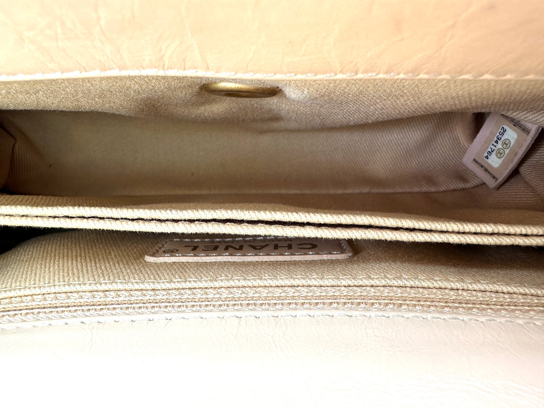 Chanel CoCo Handle Beige Chevron Quilted Leather Small Size Shoulder Bag(25***64) CC2047