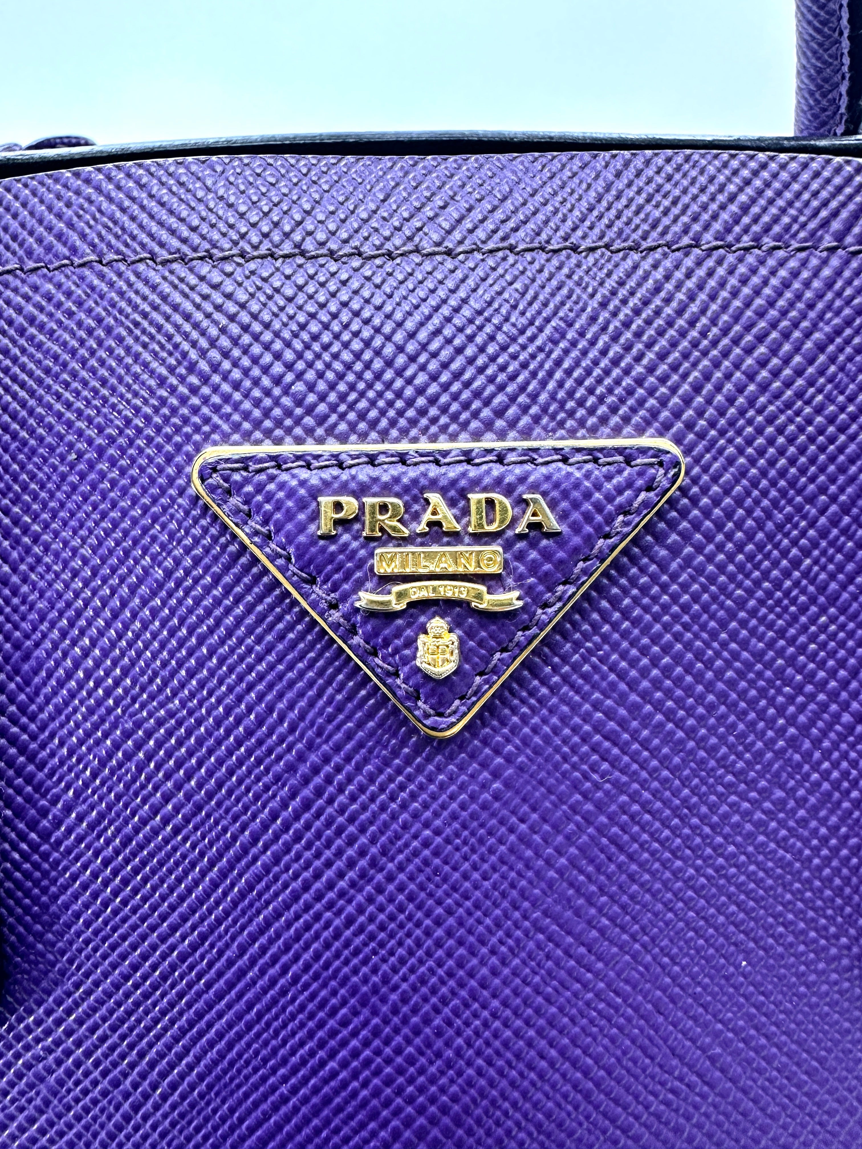 Prada Galleria Purple Saffiano Leather Medium Size Handle Bag PR405