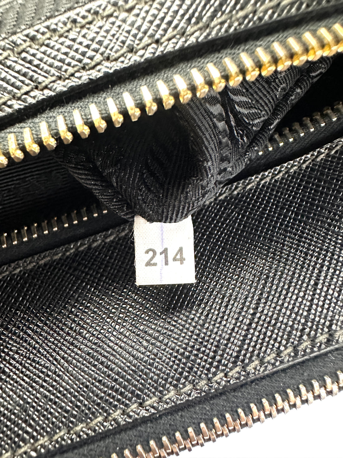 Prada Galleria Black Saffiano Leather Medium Size Handle Bag PR406